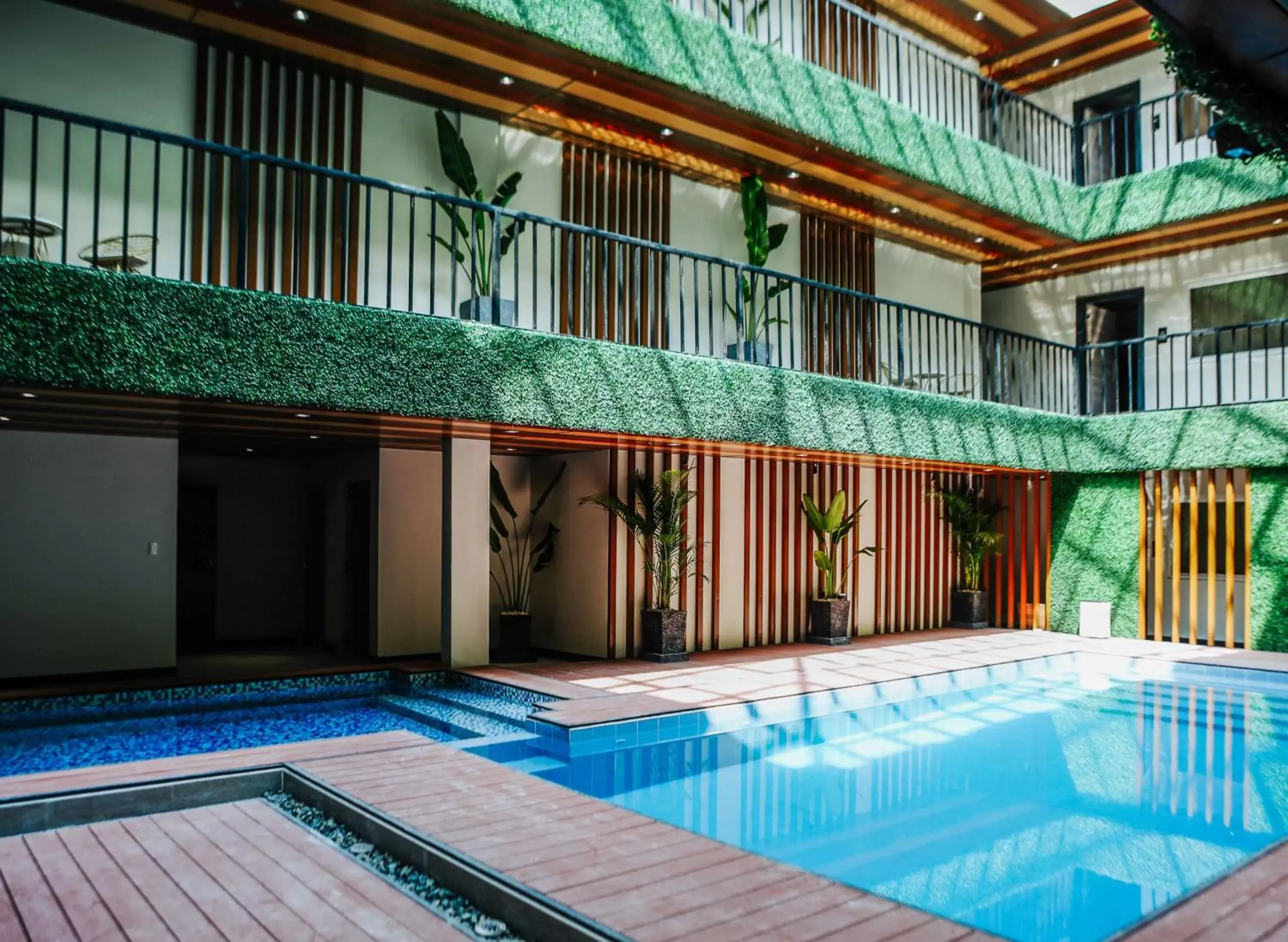 Pool view, Swimming Pool in SureStay Studio by Best Western Clarkview Angeles City