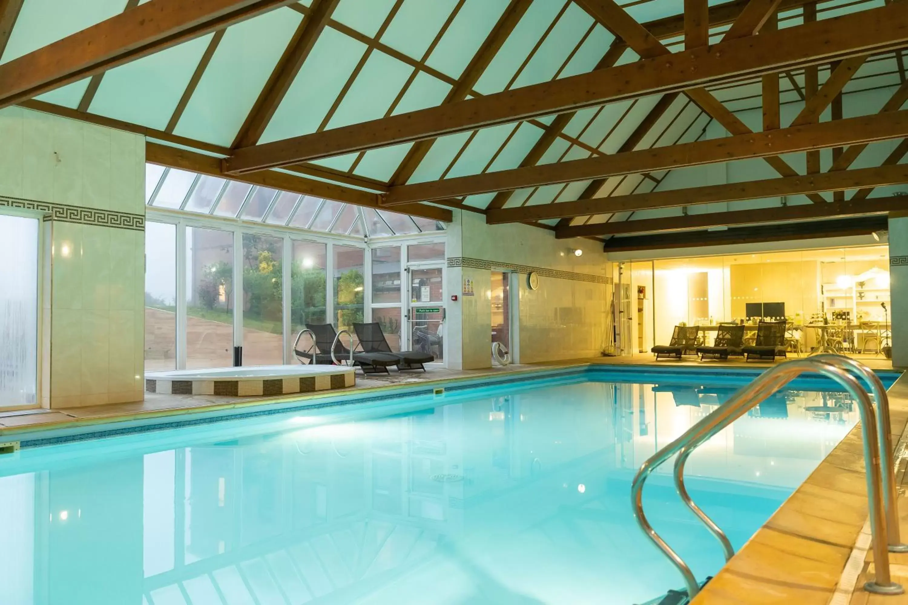 Spa and wellness centre/facilities, Swimming Pool in Guildford Manor Hotel & Spa