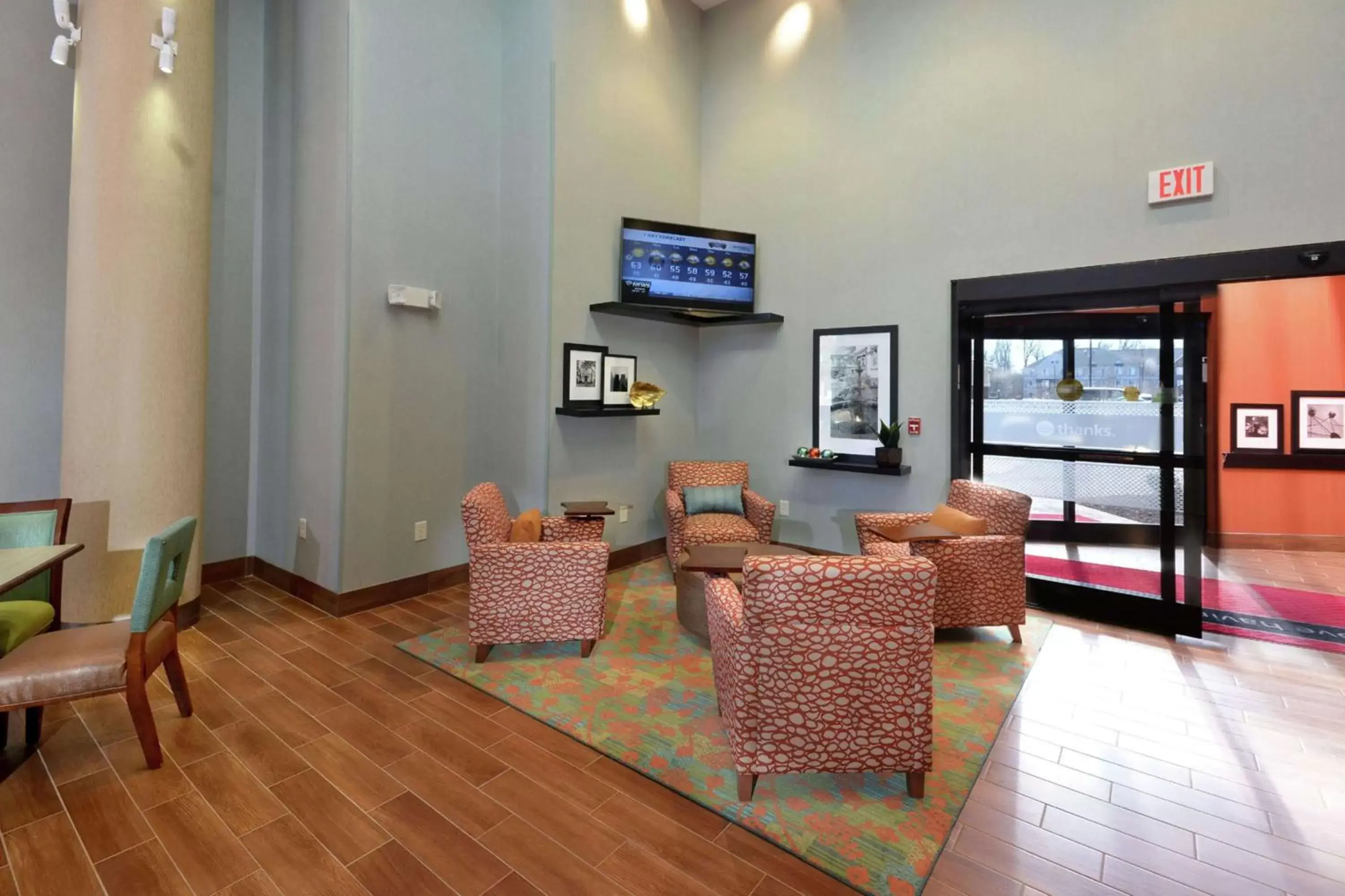 Lobby or reception, Seating Area in Hampton Inn Raleigh/Durham Airport