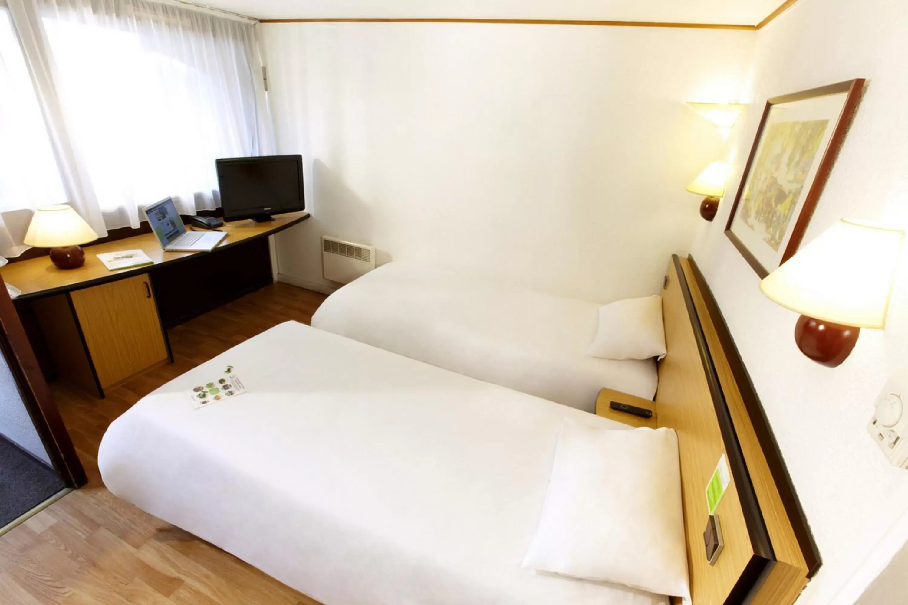 Bed in Campanile Hotel & Restaurant Vlaardingen