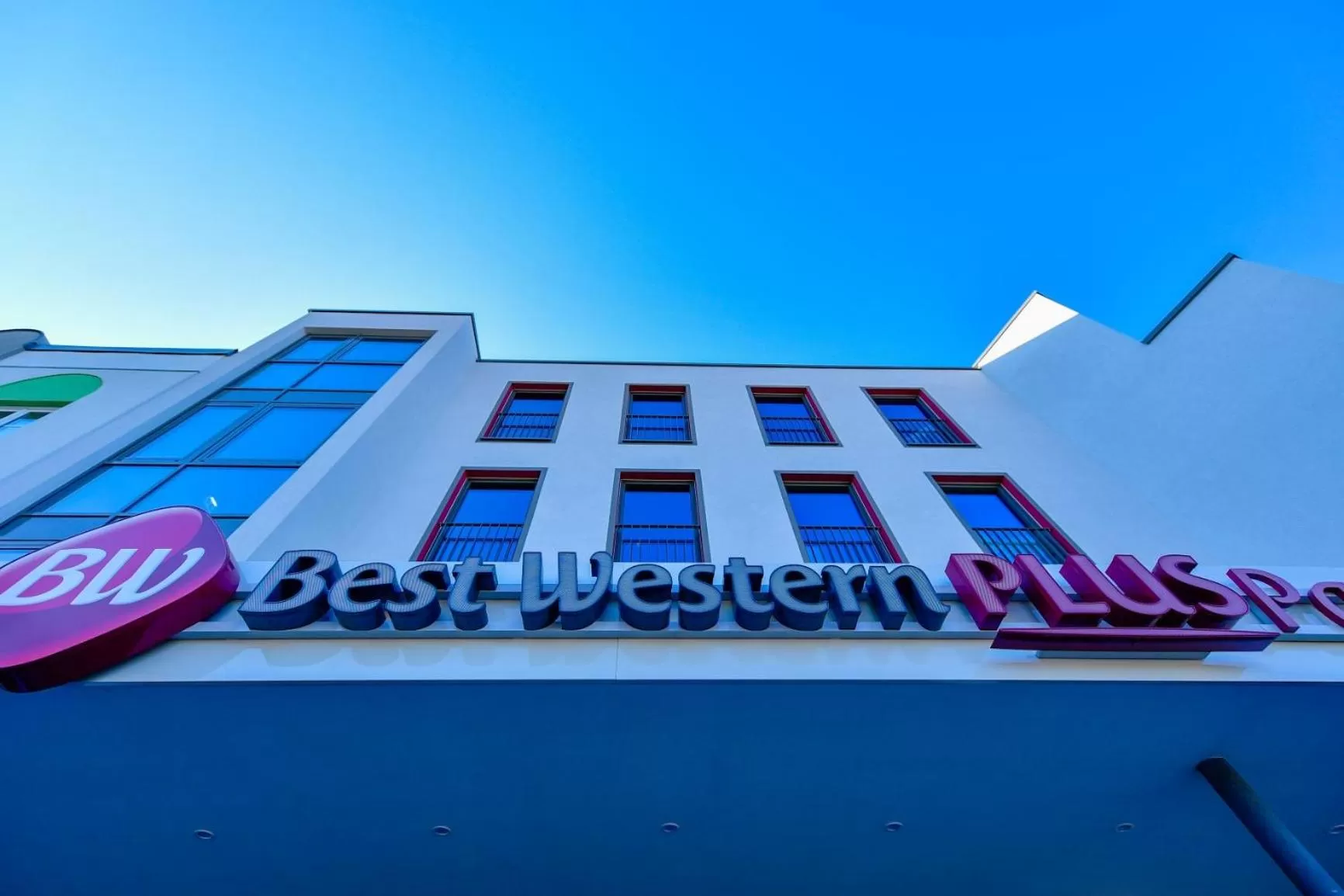 Facade/entrance in Best Western Plus Parkhotel & Spa Cottbus