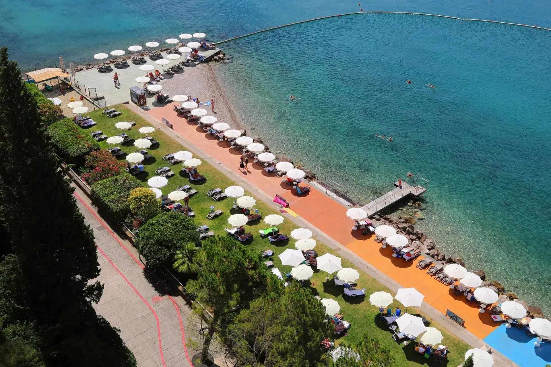 Bird's eye view, Bird's-eye View in Grand Hotel Bernardin