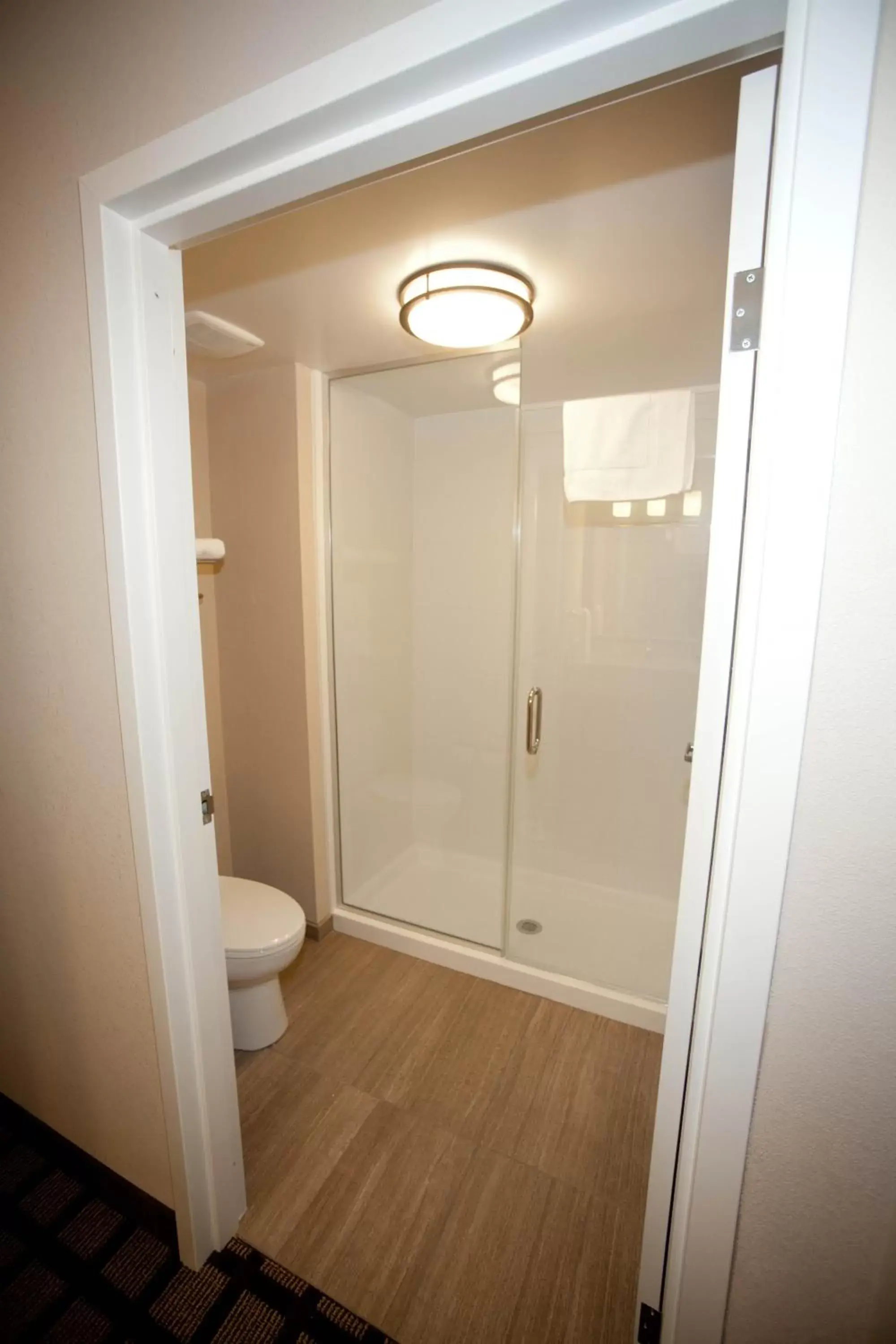 Shower, Bathroom in Baymont by Wyndham Erie
