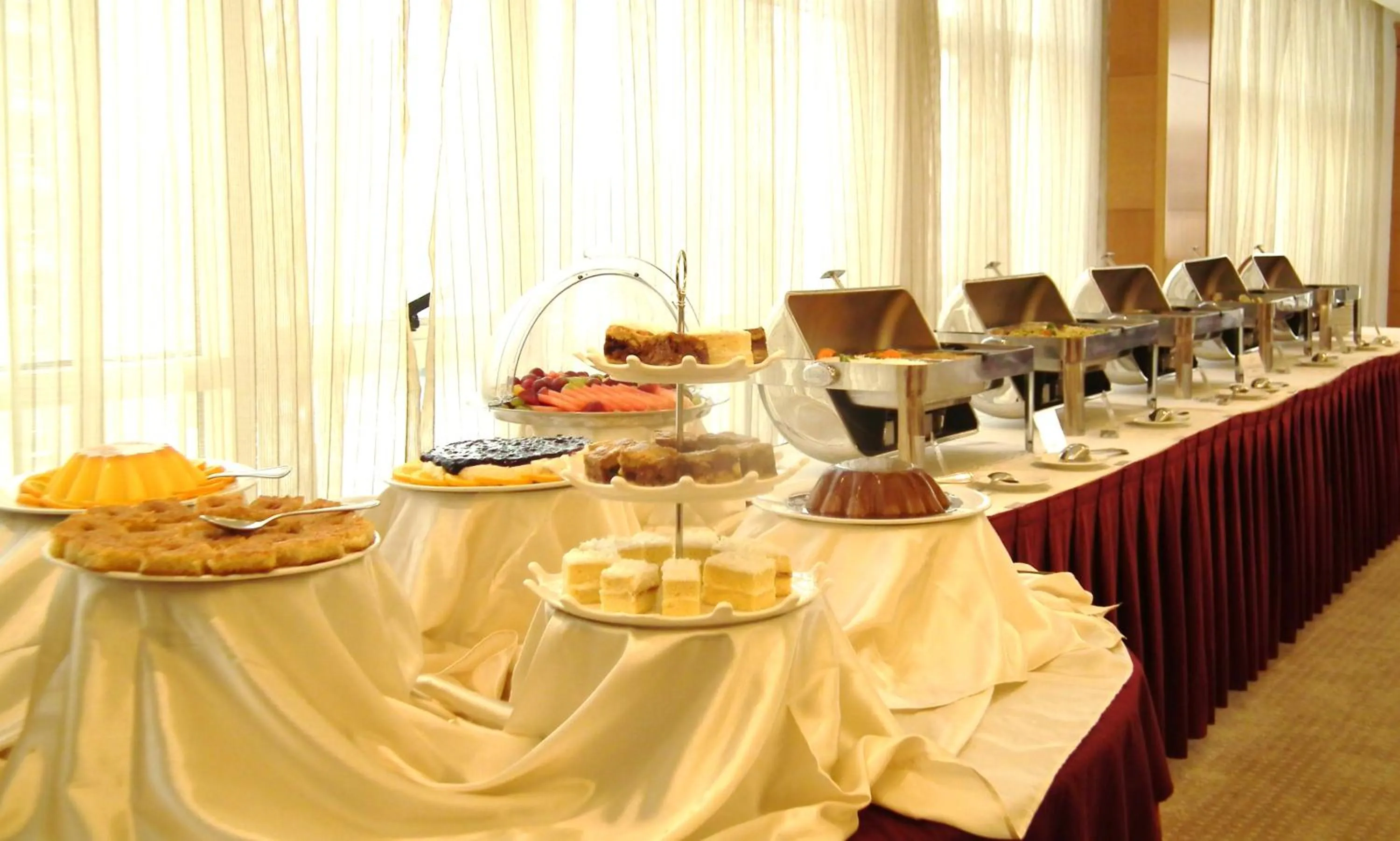 Breakfast in Sharjah Premiere Hotel & Resort