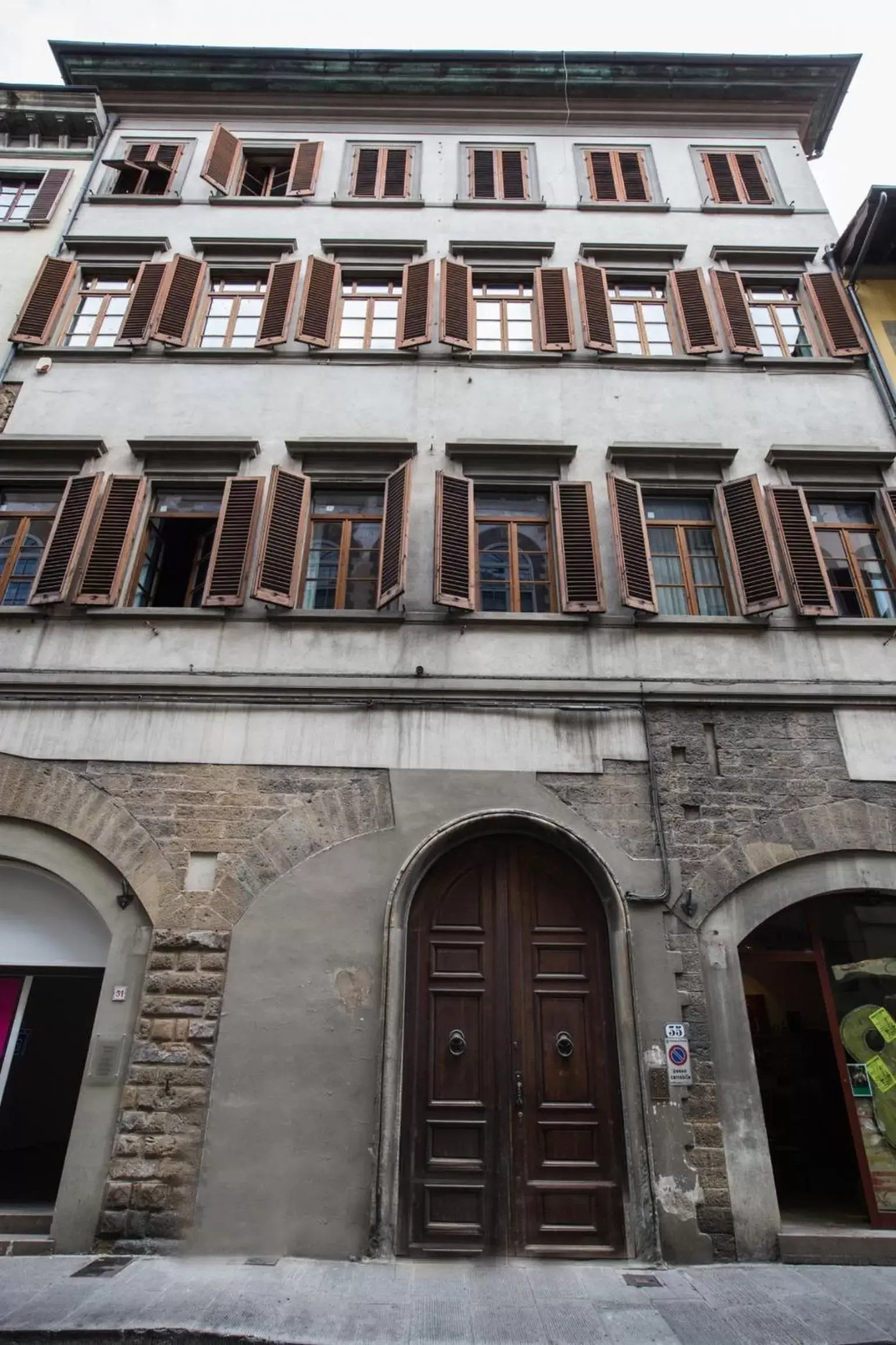 Facade/entrance, Property Building in Soprarno Suites