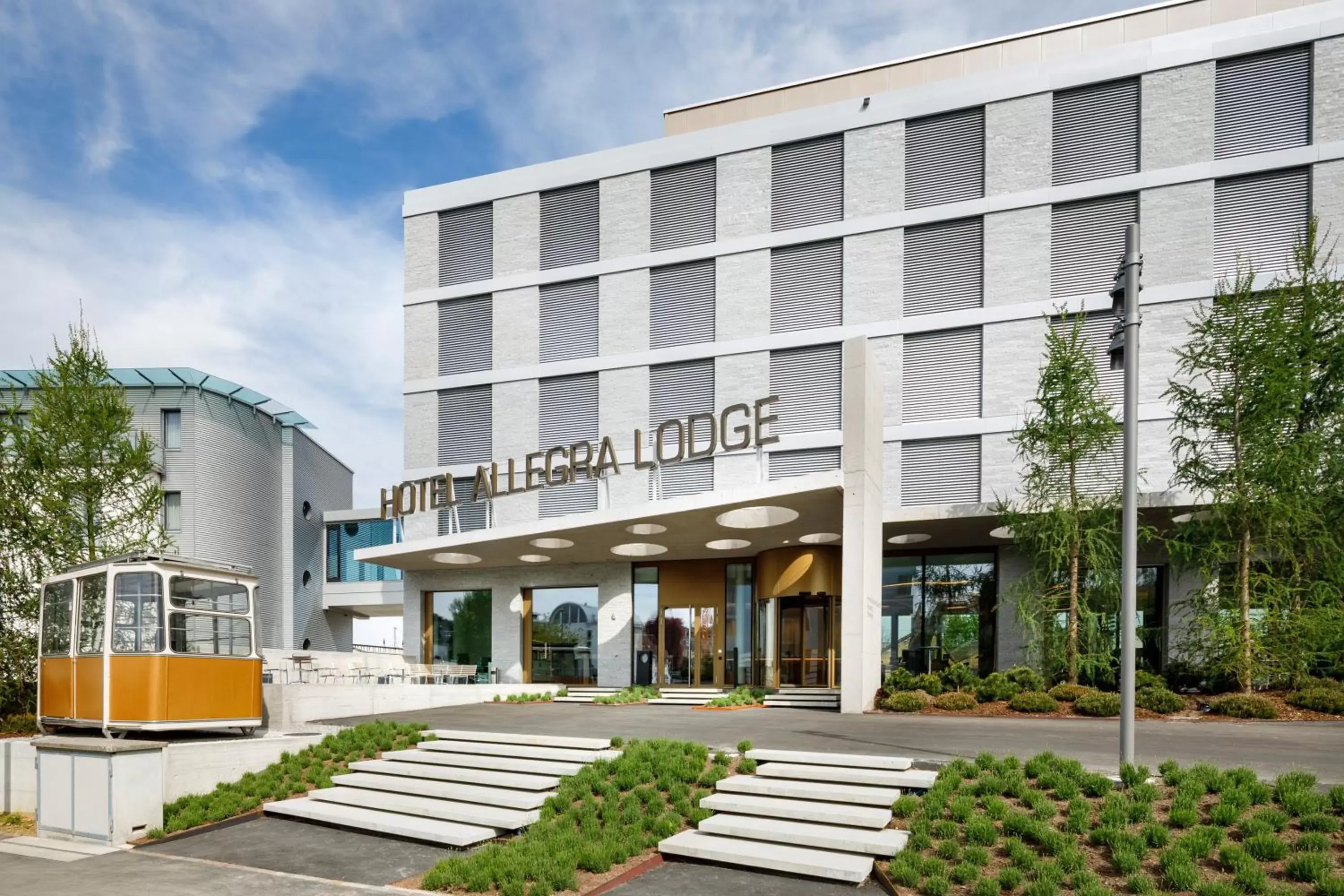 Facade/entrance, Property Building in Hotel Allegra Lodge