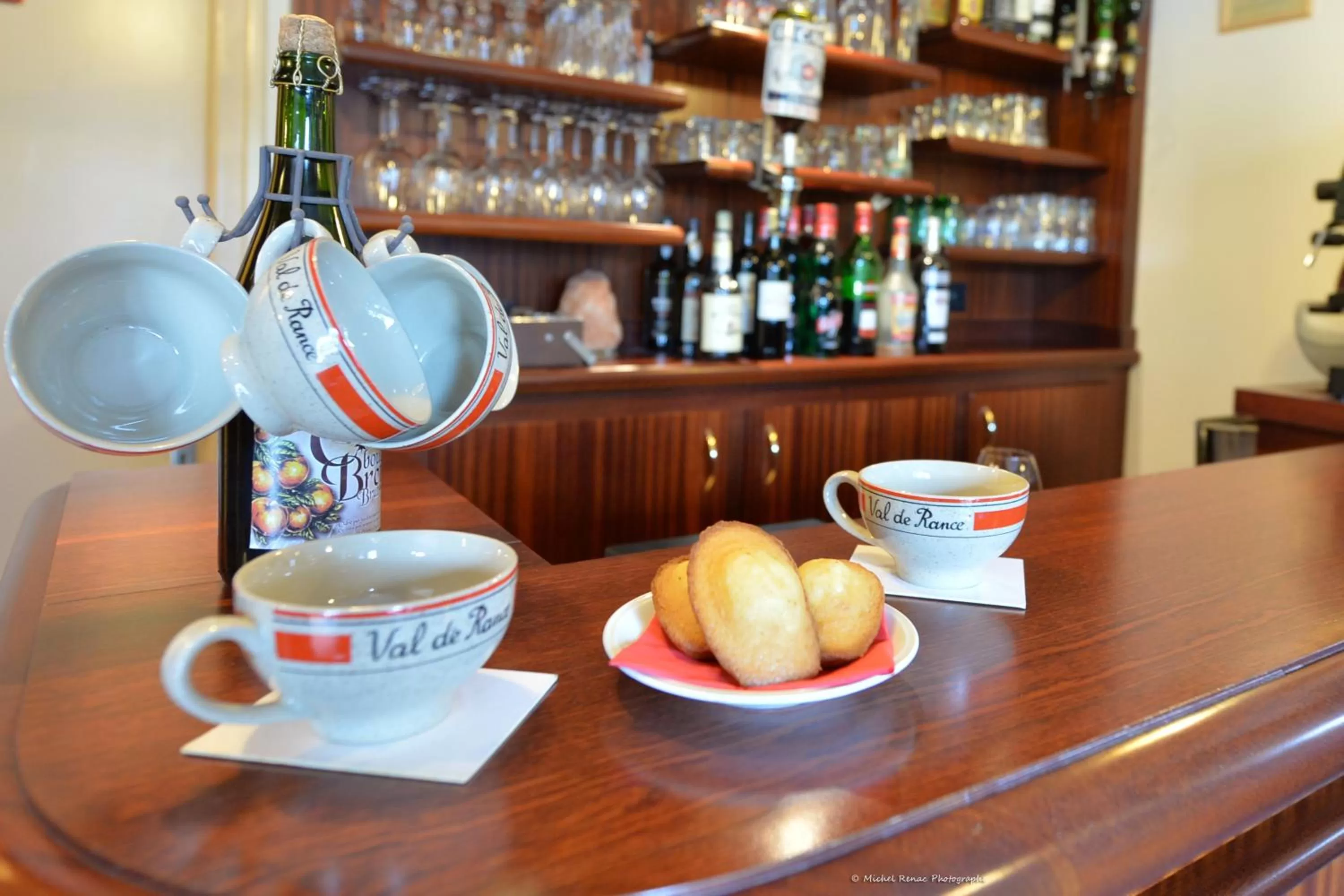 Drinks in Hotel Le Branhoc - Brit Hotel Auray