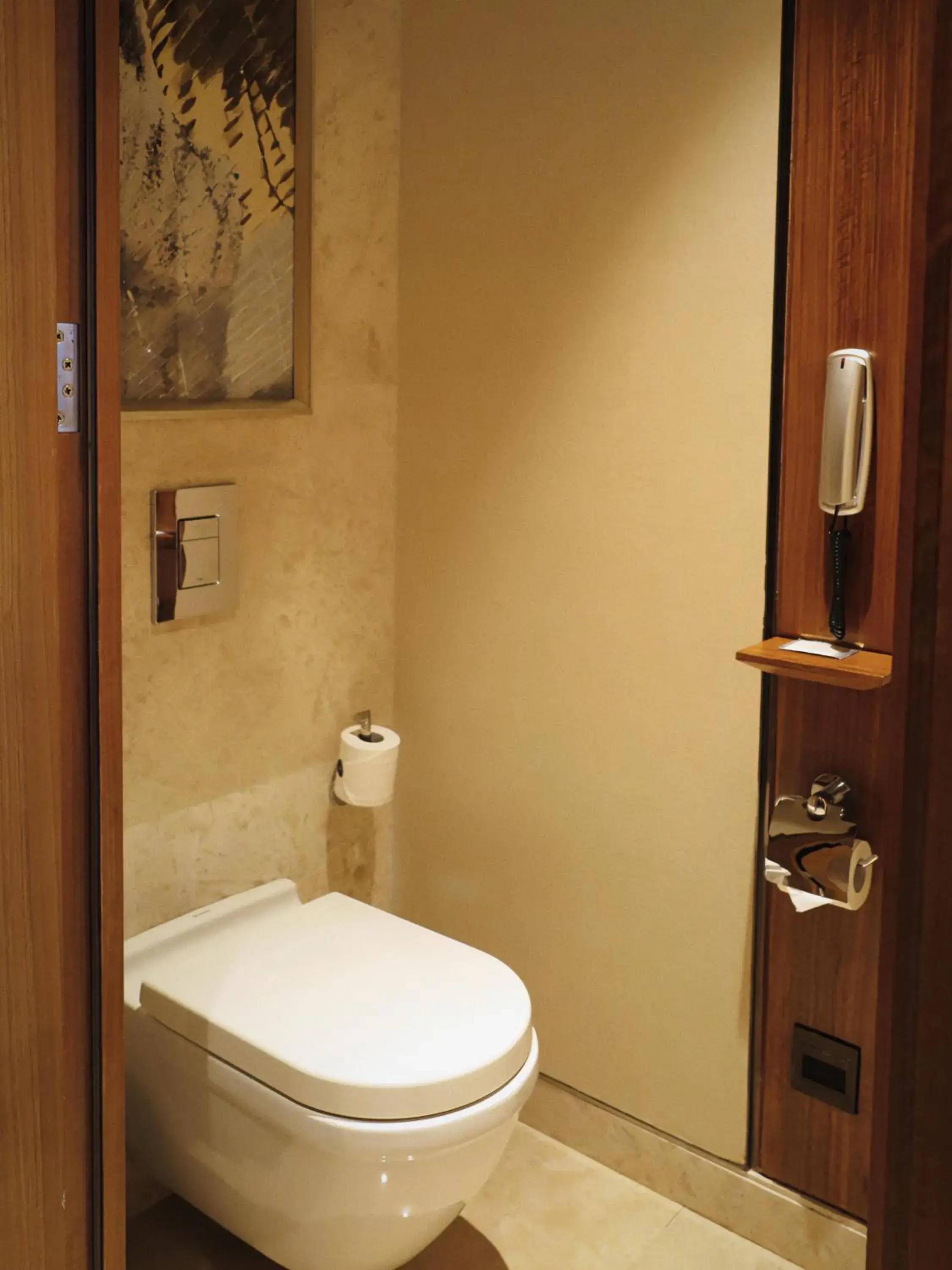 Toilet, Bathroom in InterContinental Changsha, an IHG Hotel