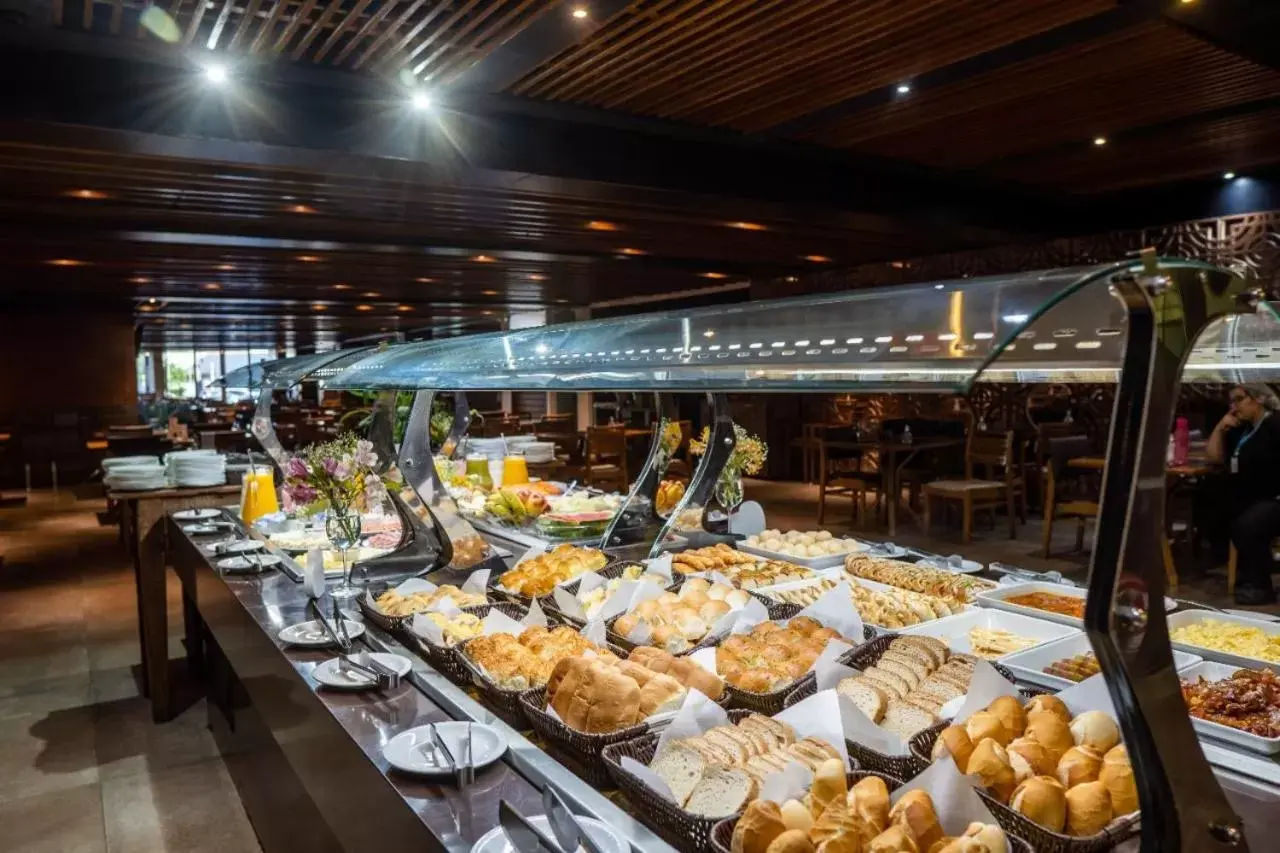 Restaurant/places to eat in Paradiso Corporate Restaurant/places to eat in Paradiso Corporate