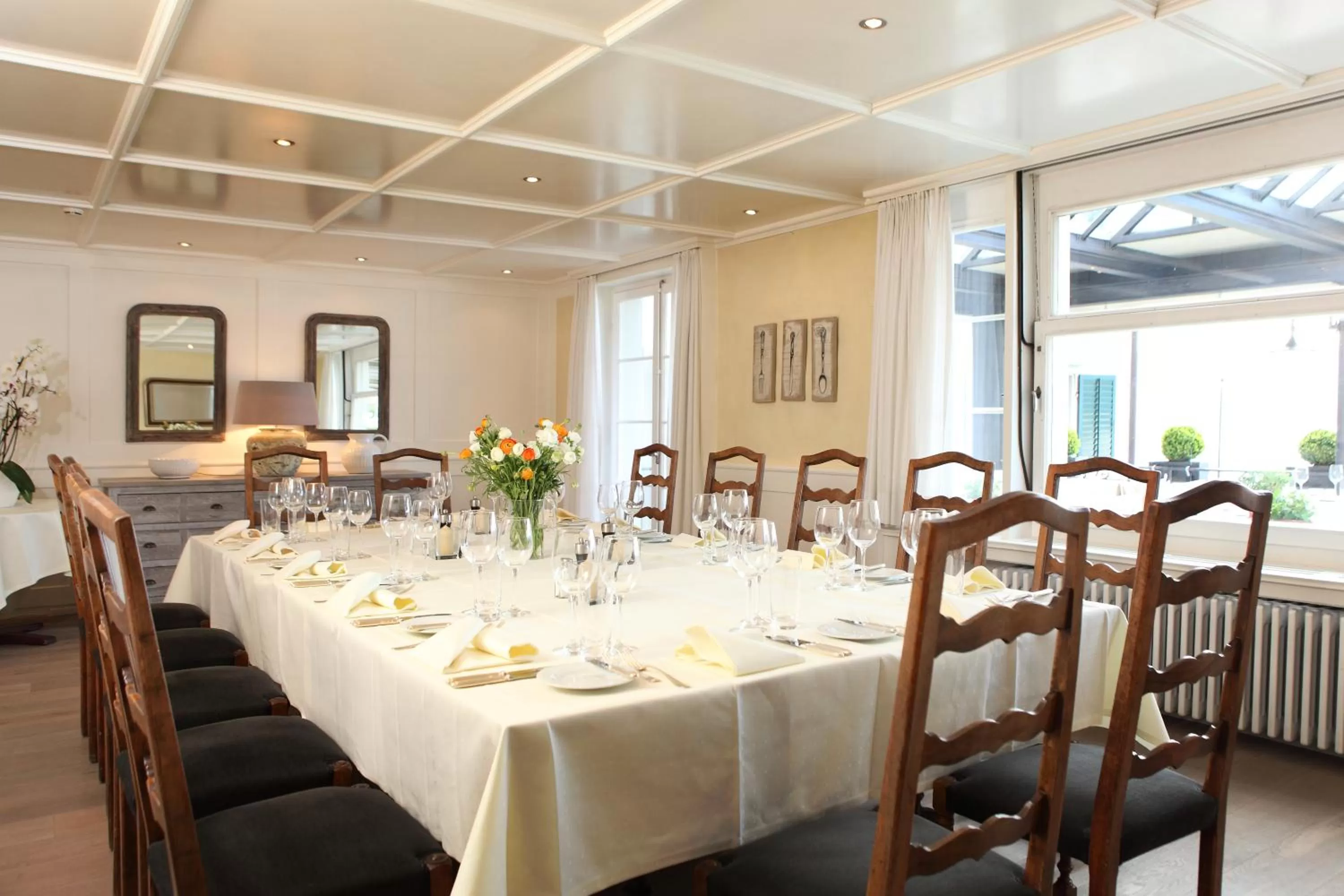 Restaurant/places to eat in Hotel Hirschen am See