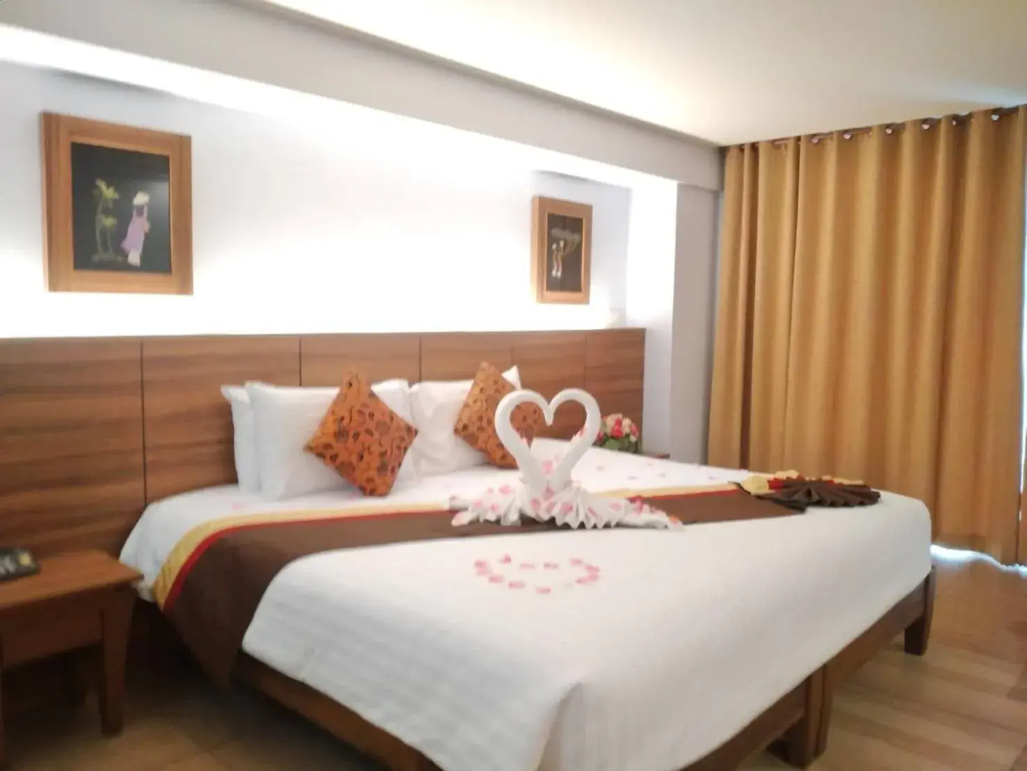 Bed in Saisawan Beach Resort