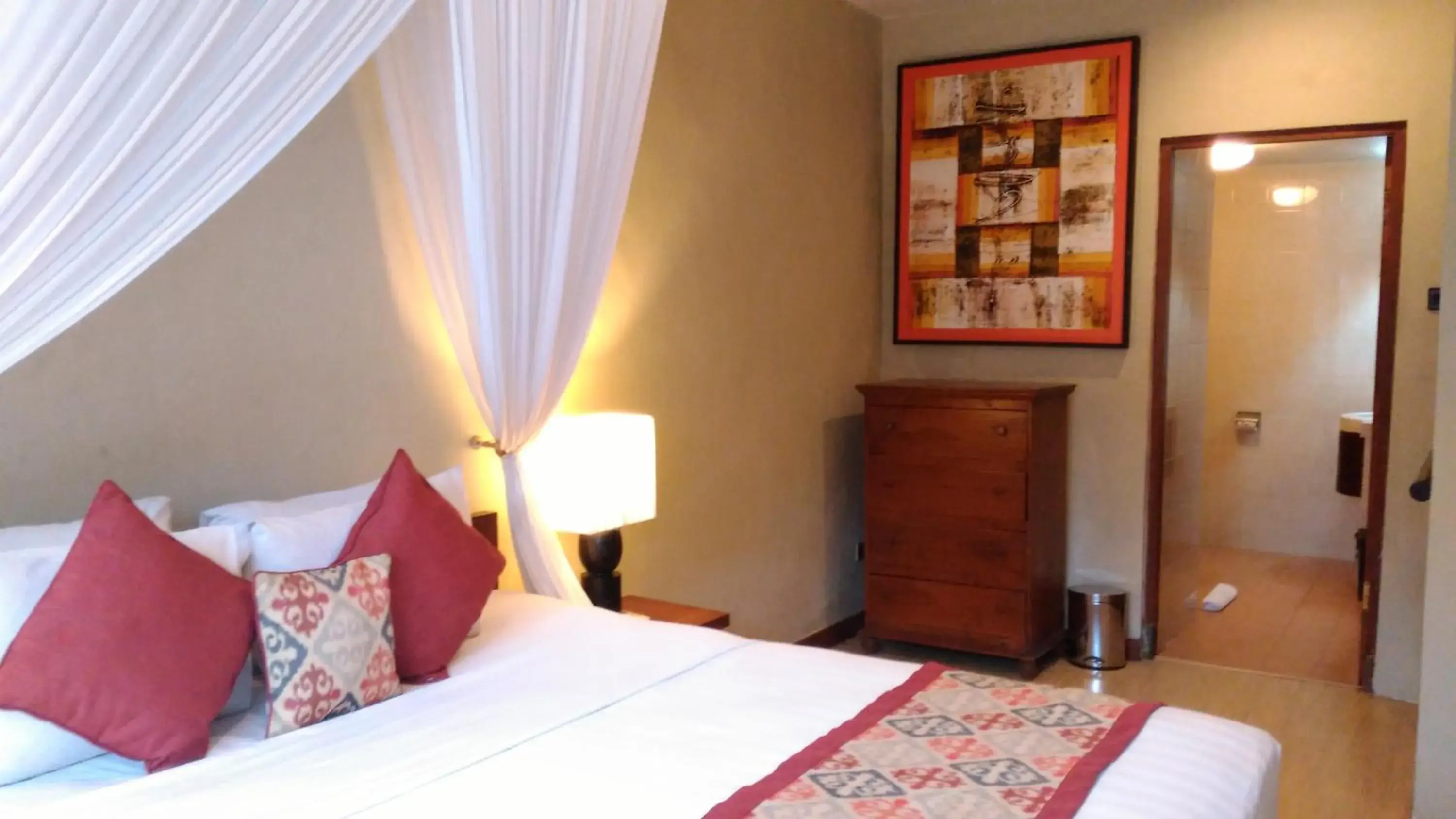 Photo of the whole room, Bed in Villa Puri Ayu