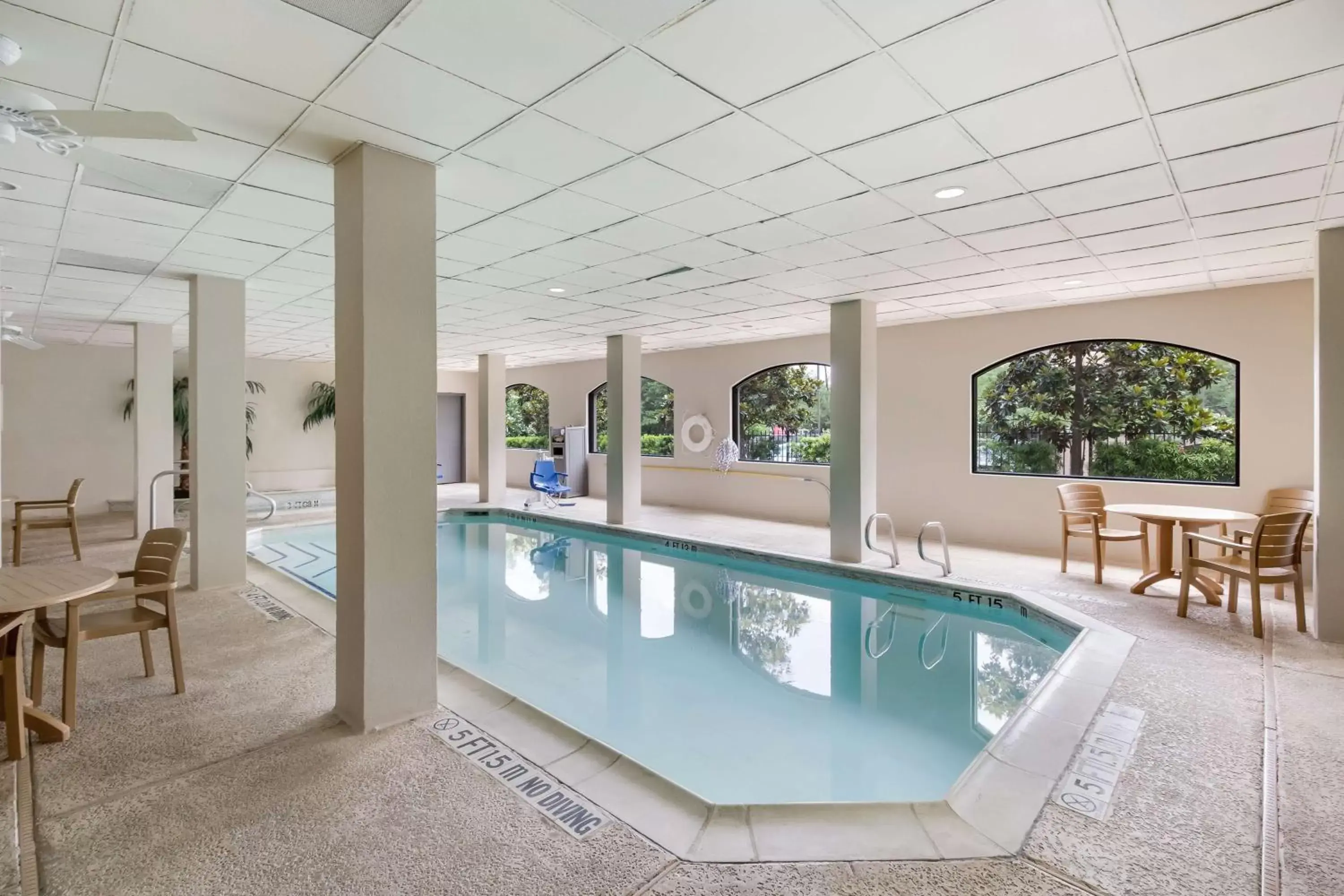 Pool view, Swimming Pool in SureStay Plus Hotel by Best Western Houston Medical Center