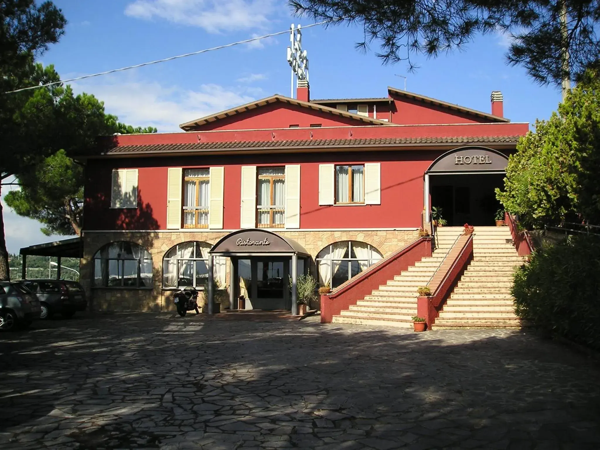 Property Building in Hotel Cavalieri