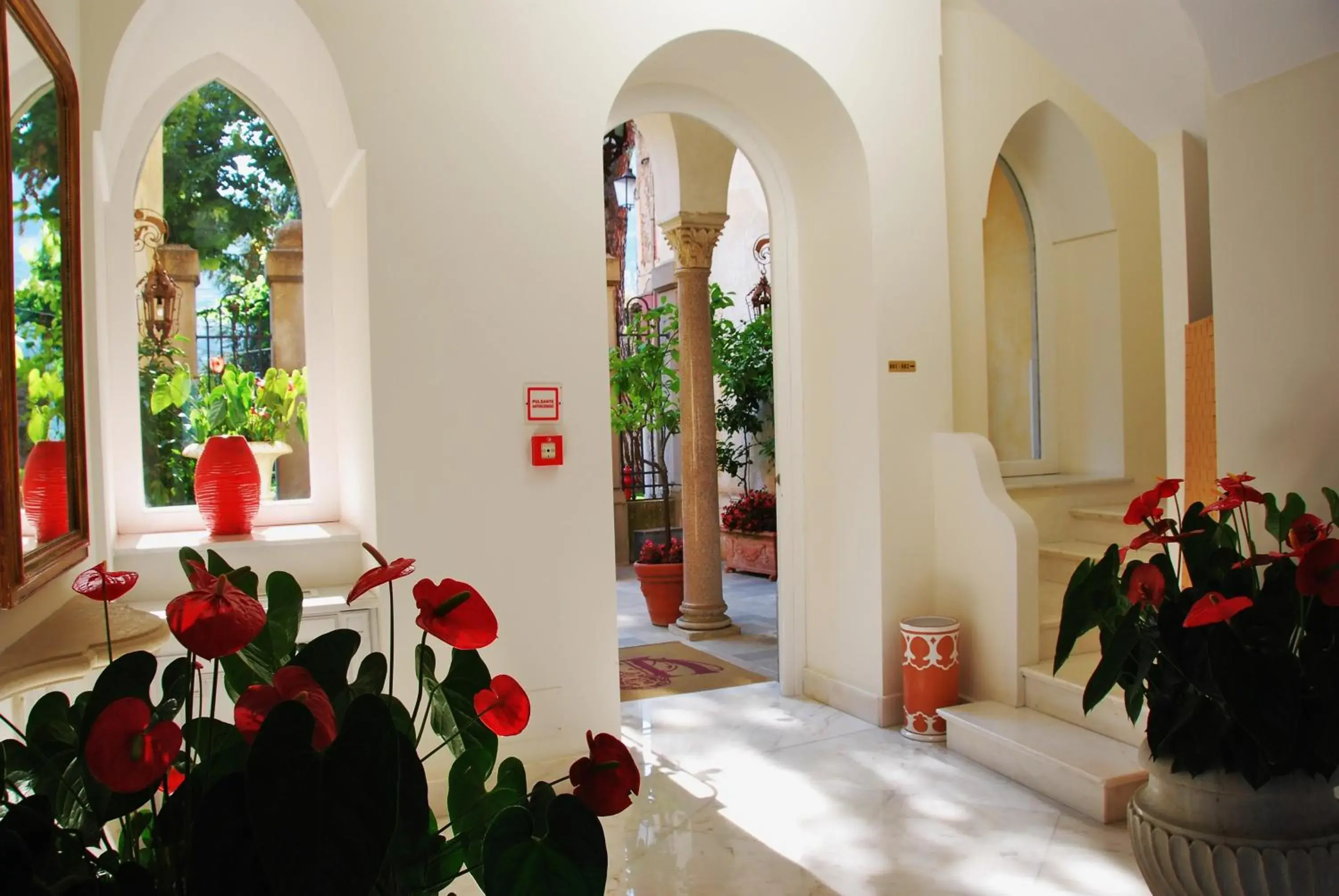 Patio in Hotel Villa Fraulo