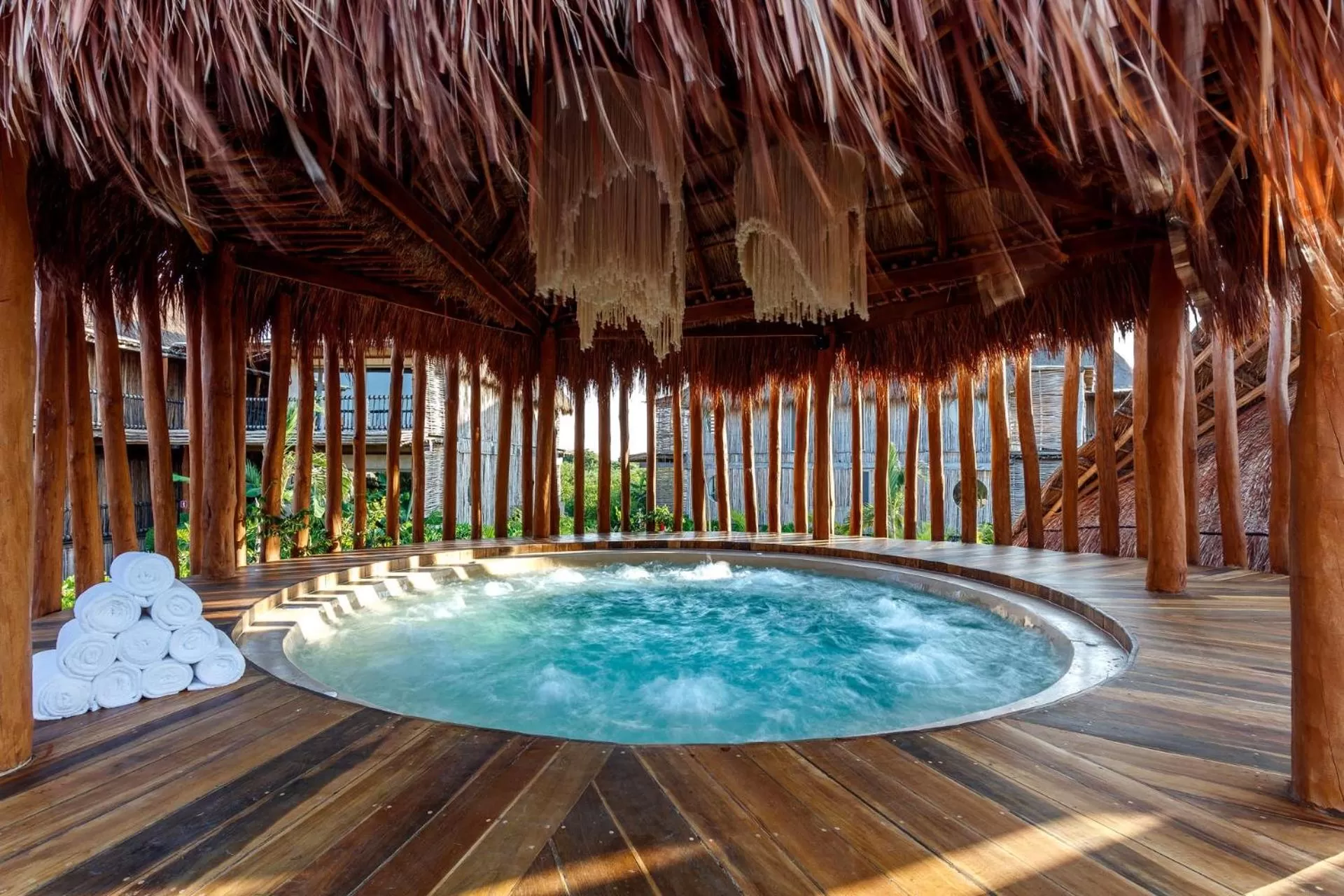Hot Tub in Hotel Shibari - Restaurant & Cenote Club