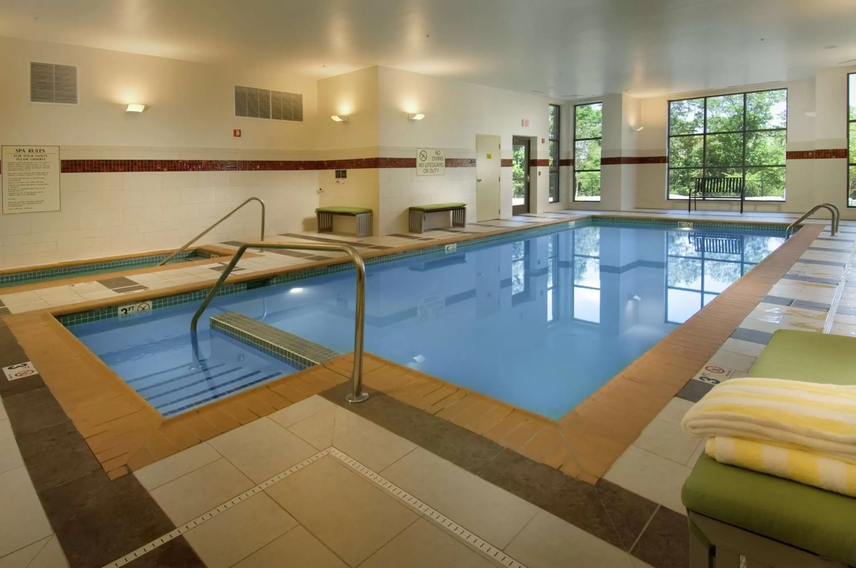 Pool view, Swimming Pool in DoubleTree by Hilton Dulles Airport-Sterling