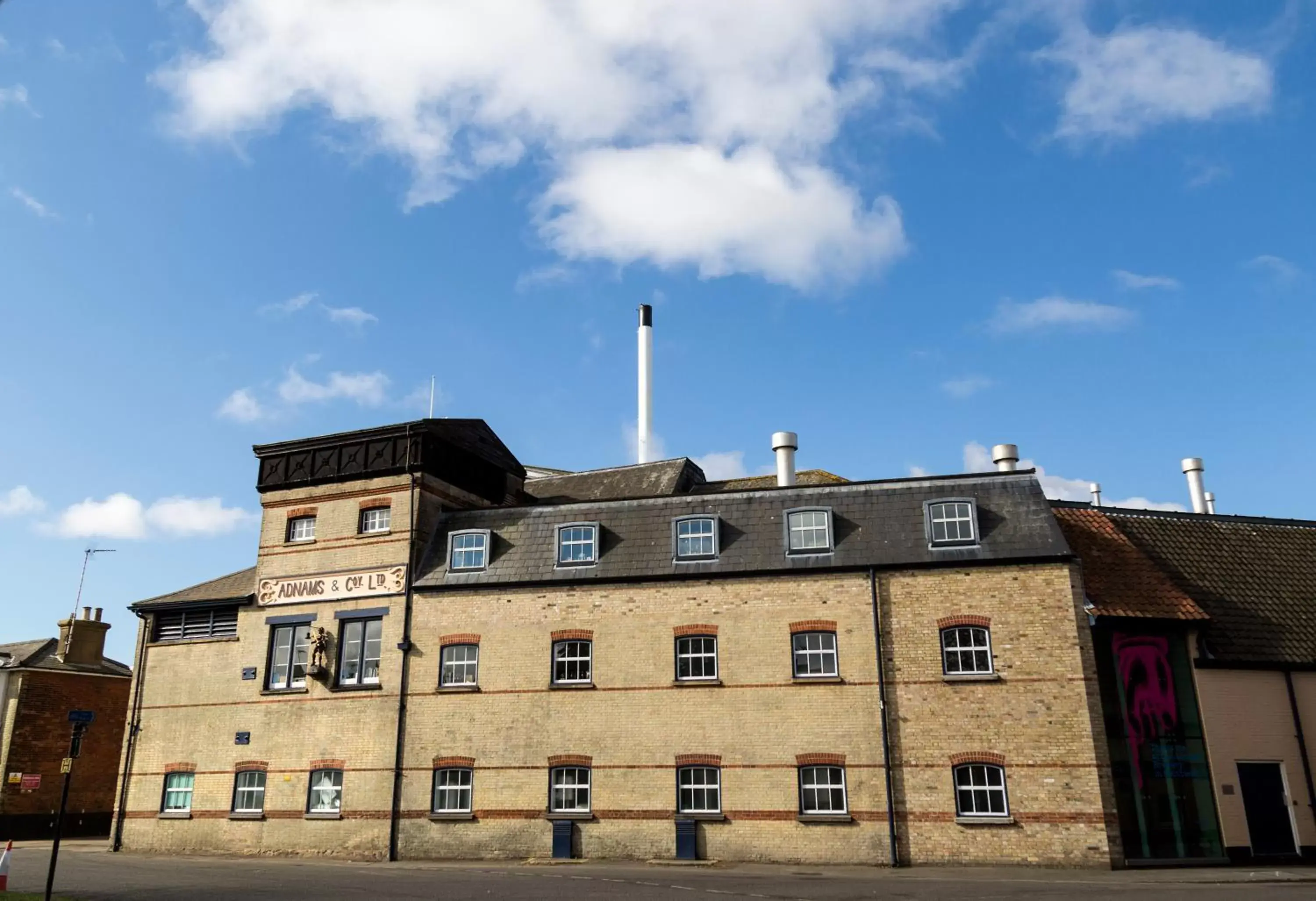 Nearby landmark, Property Building in The Swan Hotel