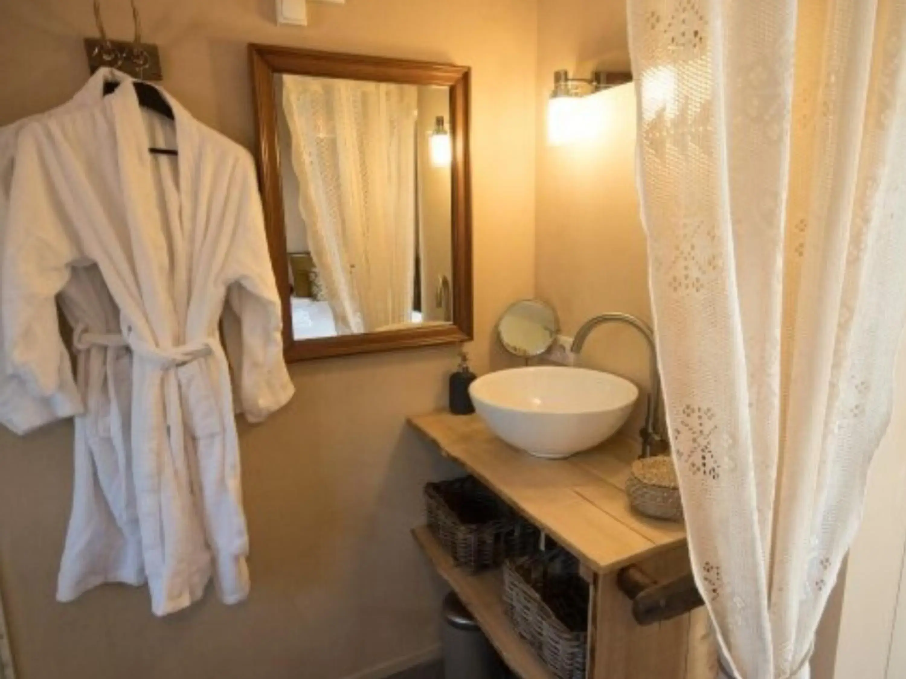 Bathroom in Hôtel Beau Rivage