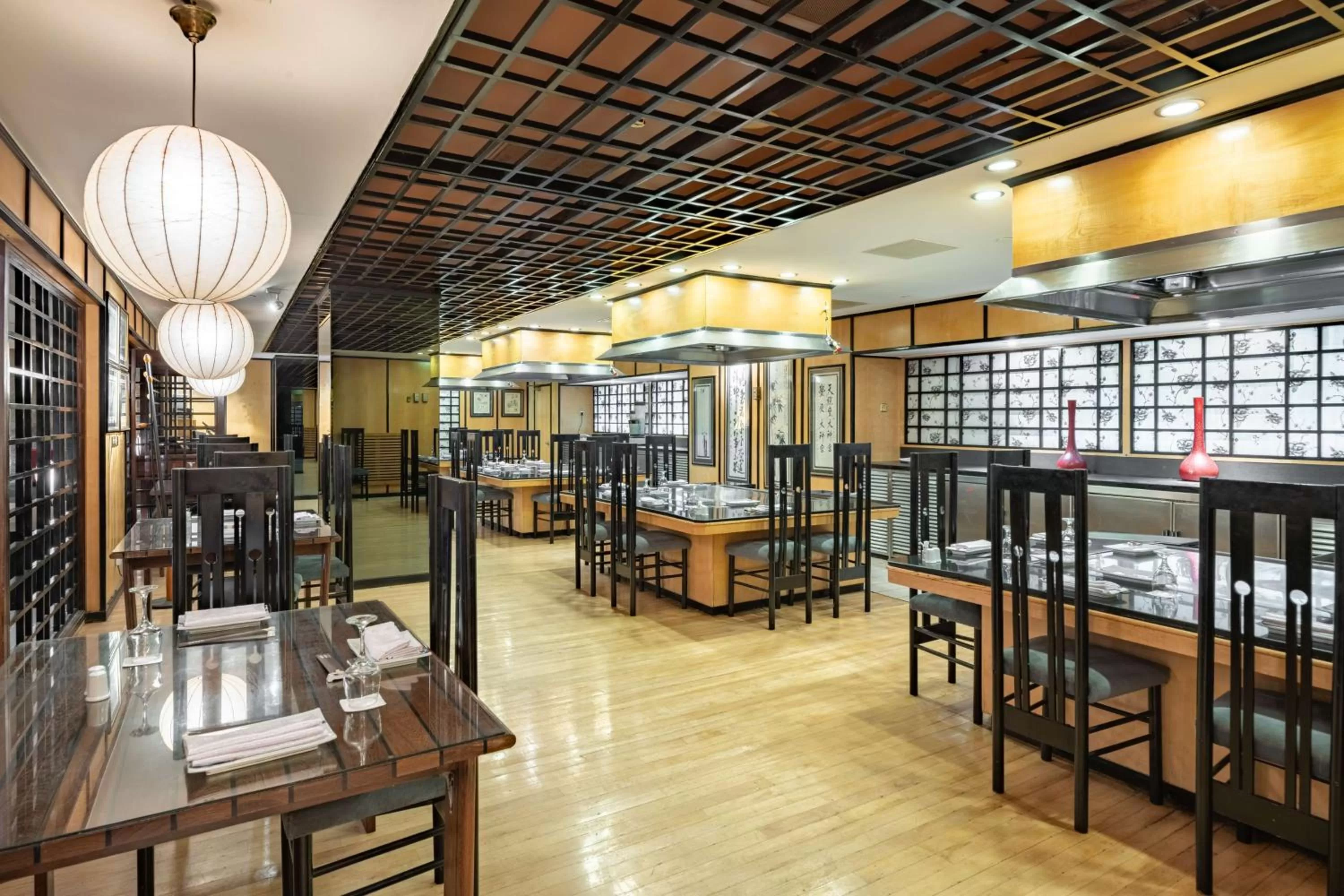 Restaurant/Places to Eat in Radisson Blu Hotel, Riyadh