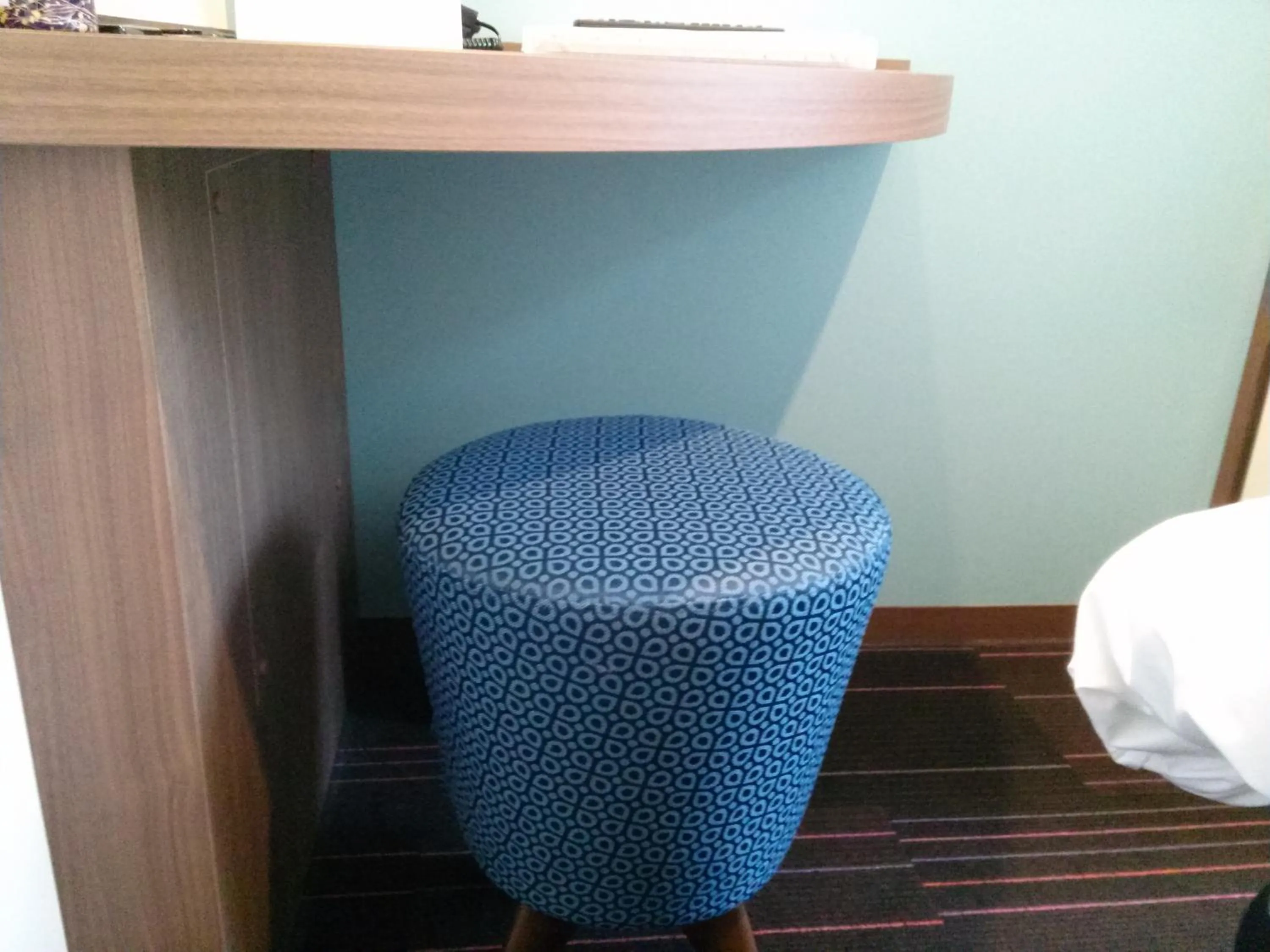 Area and facilities in the b shimbashi