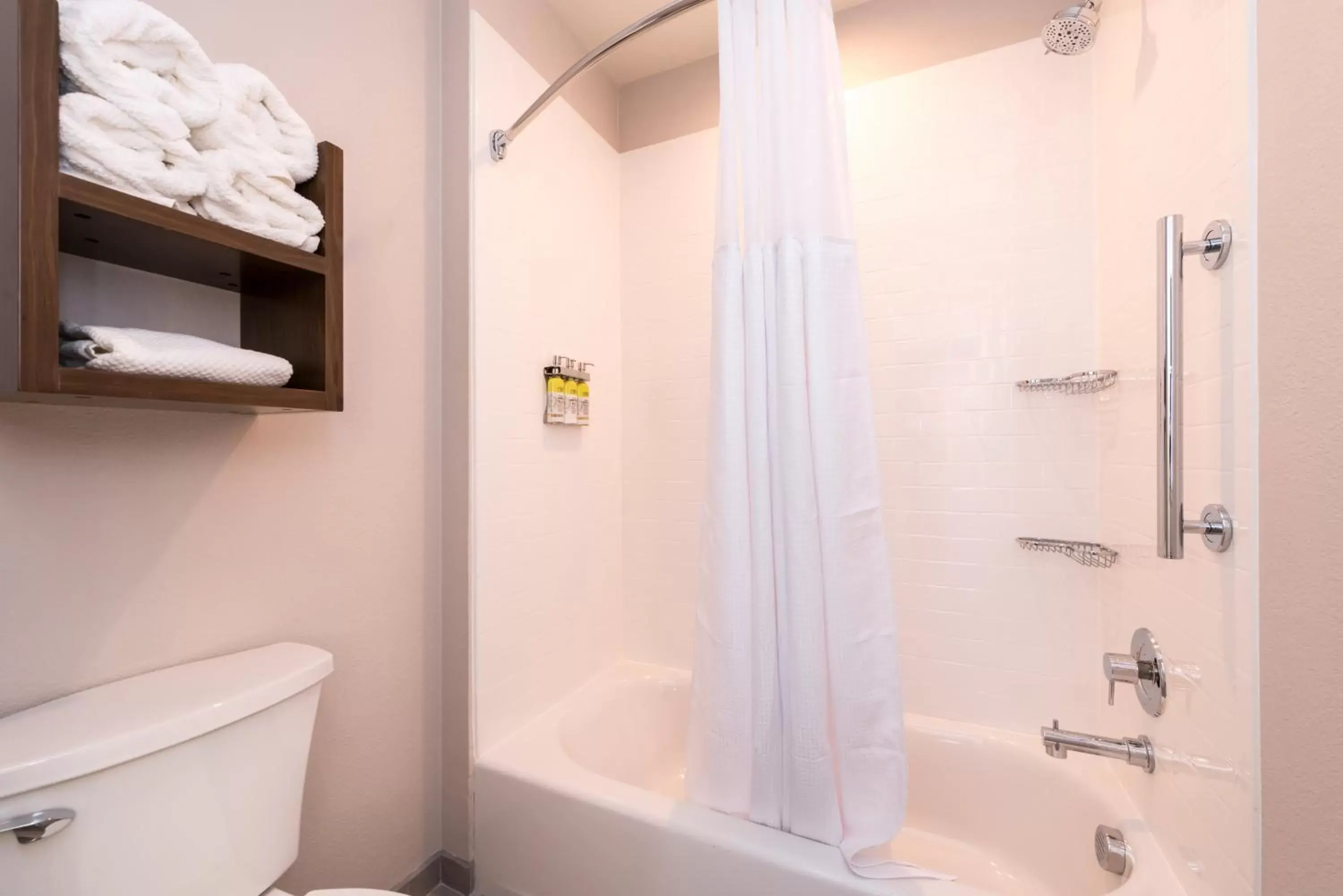 Bathroom in Staybridge Suites - Pecos, an IHG Hotel