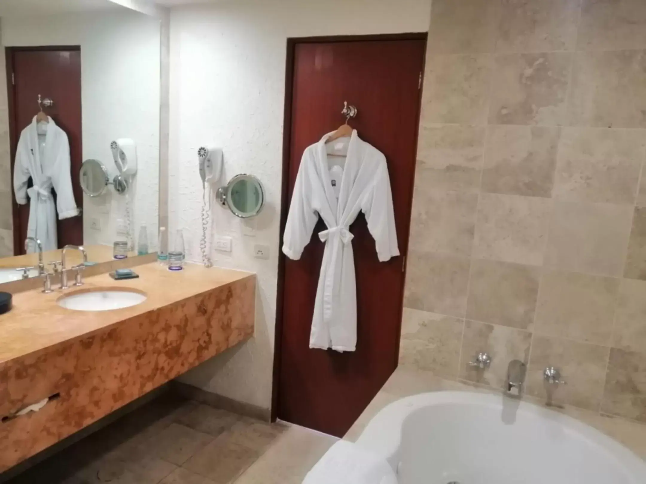 Photo of the whole room, Bathroom in Camino Real Guadalajara