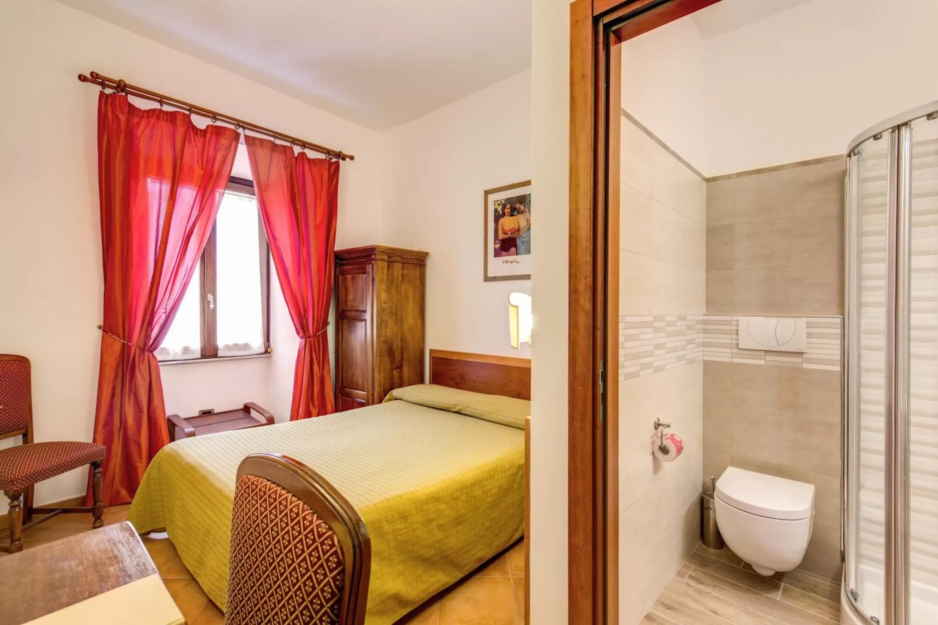 Bathroom, Bed in Hotel Gea Di Vulcano