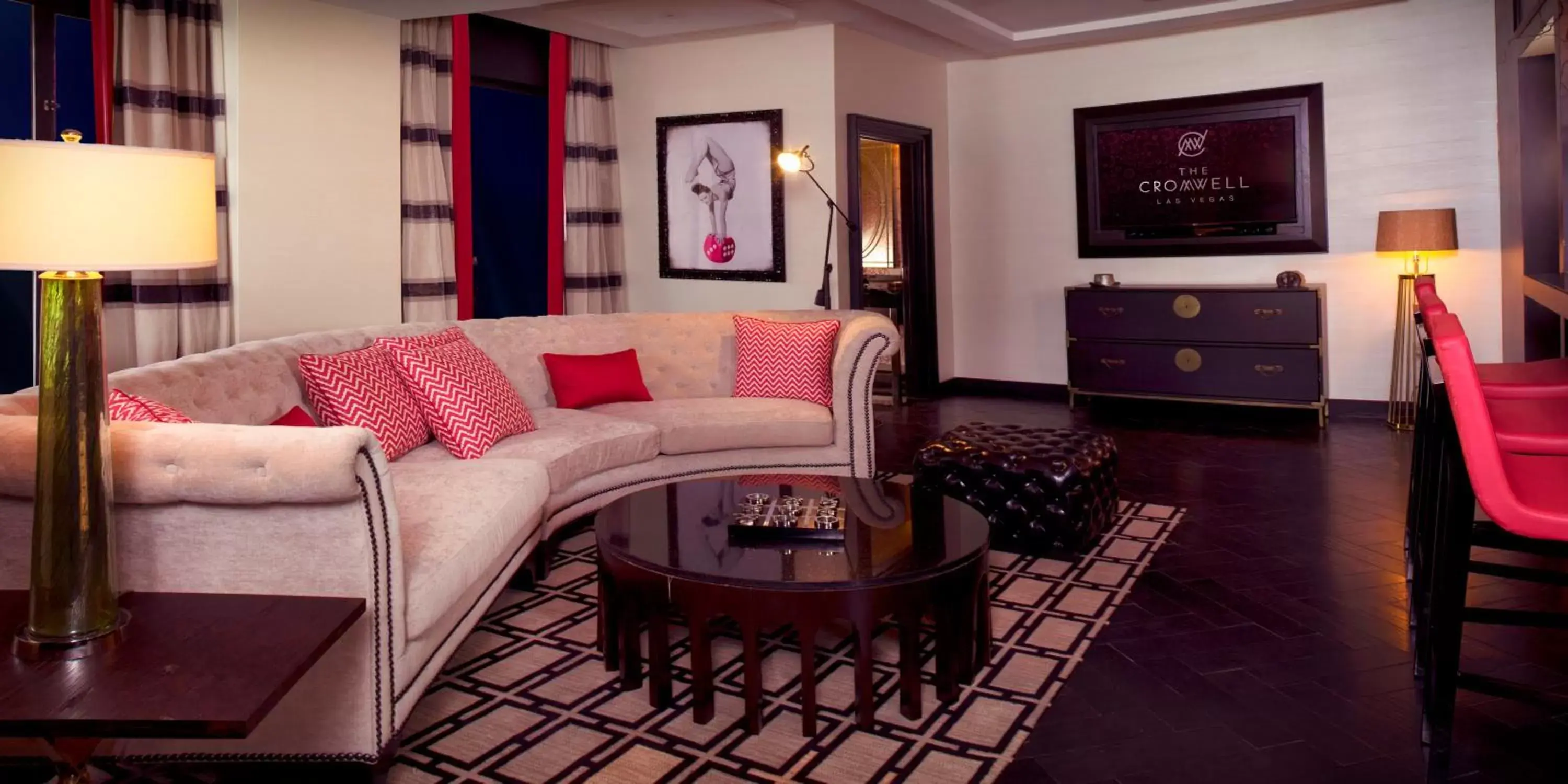 Living room in The Cromwell, A Caesars Destination Living room in The Cromwell, A Caesars Destination