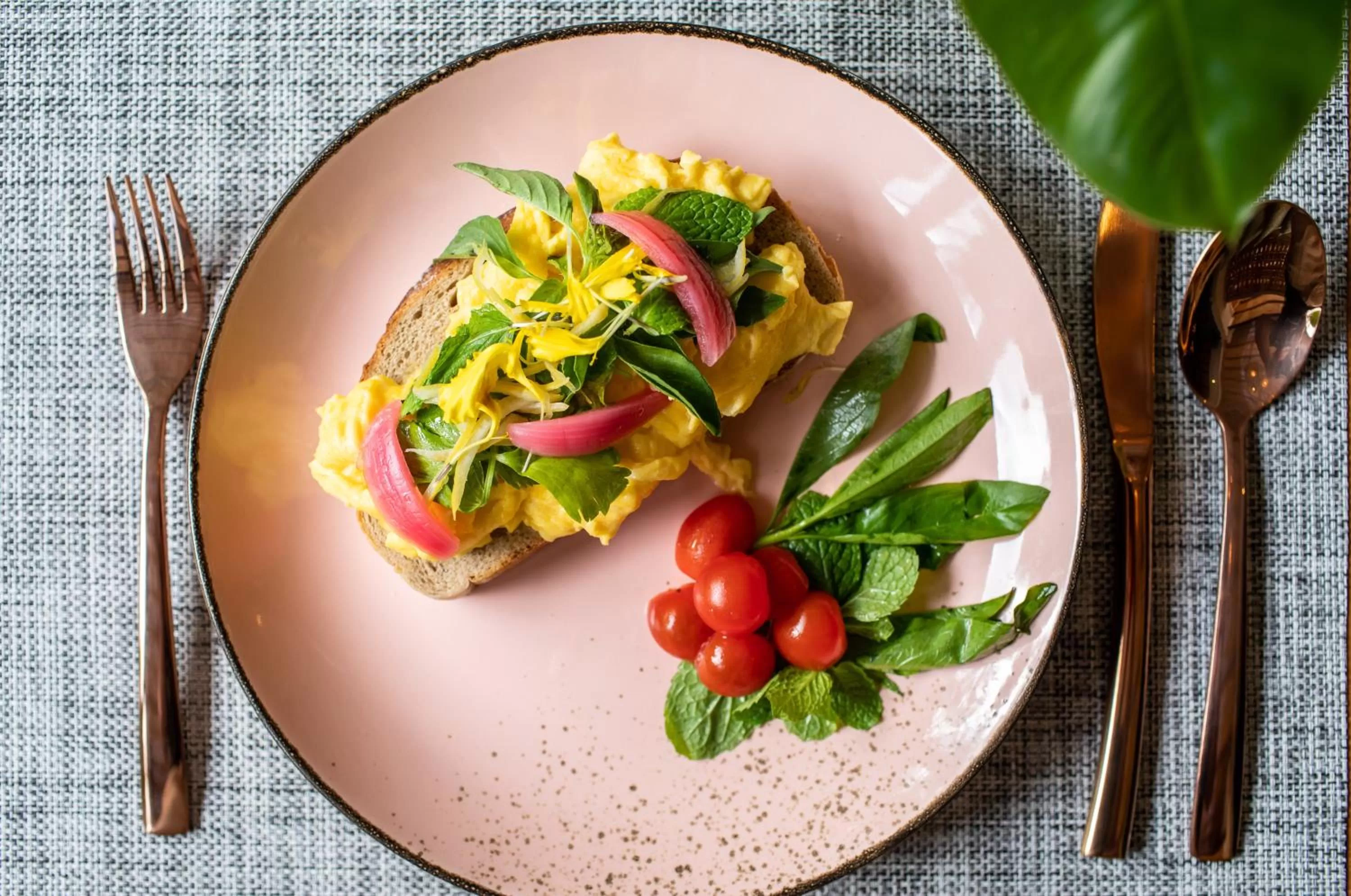 Breakfast in PinkPrivate Sanur - for Cool Adults Only