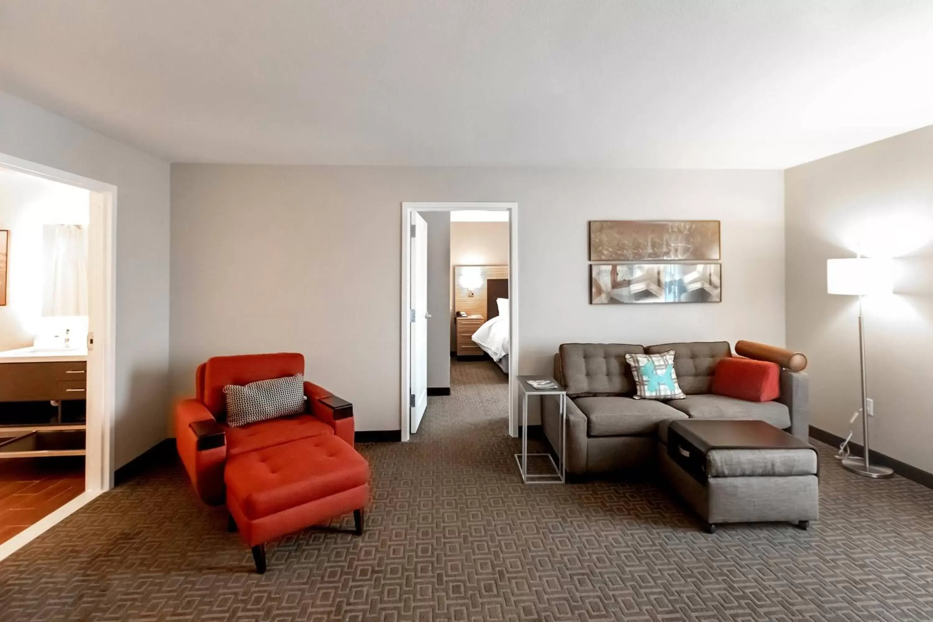 Living room, Seating Area in TownePlace Suites by Marriott Louisville Airport
