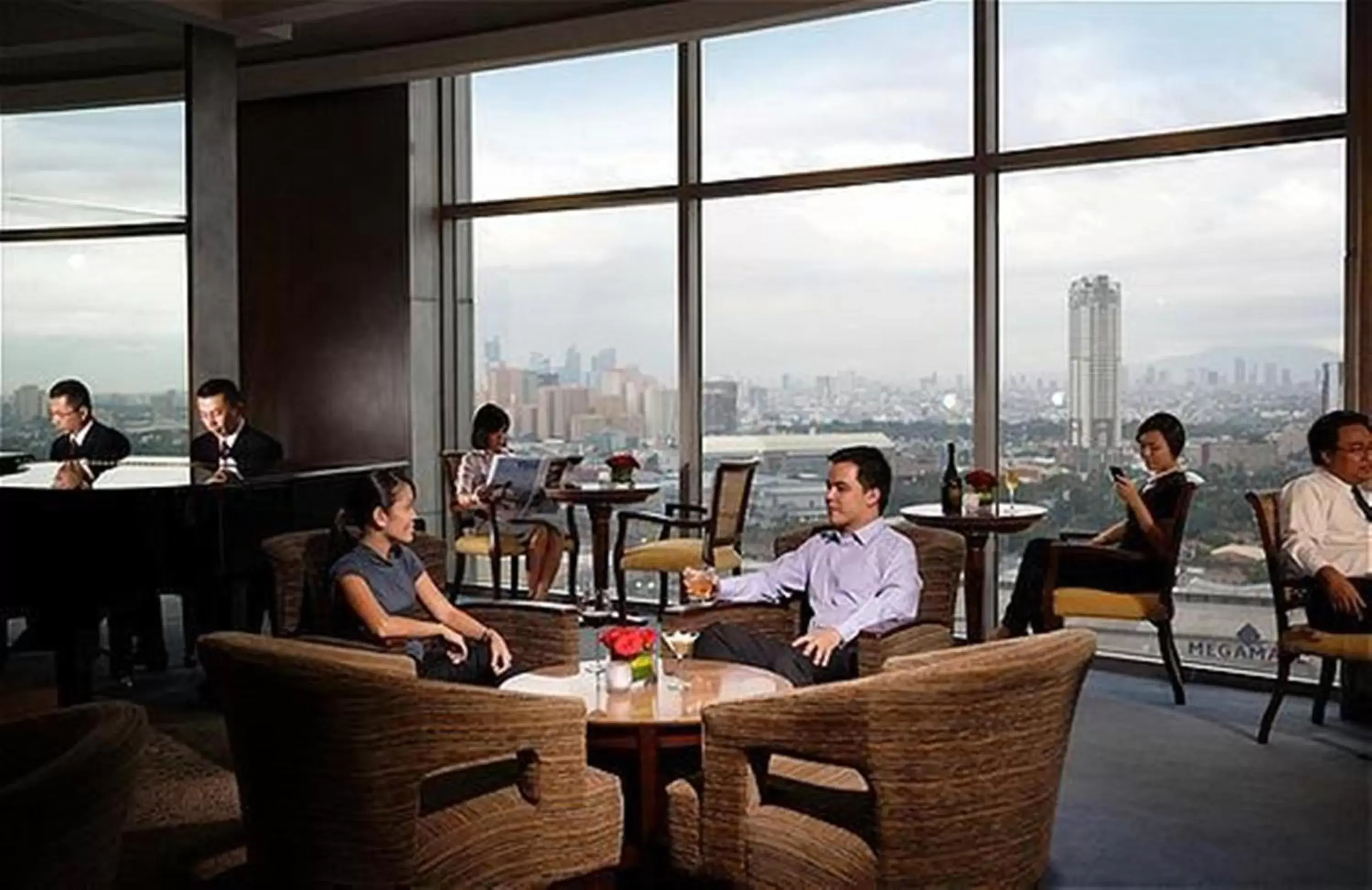 Restaurant/places to eat in Discovery Suites Manila, Philippines