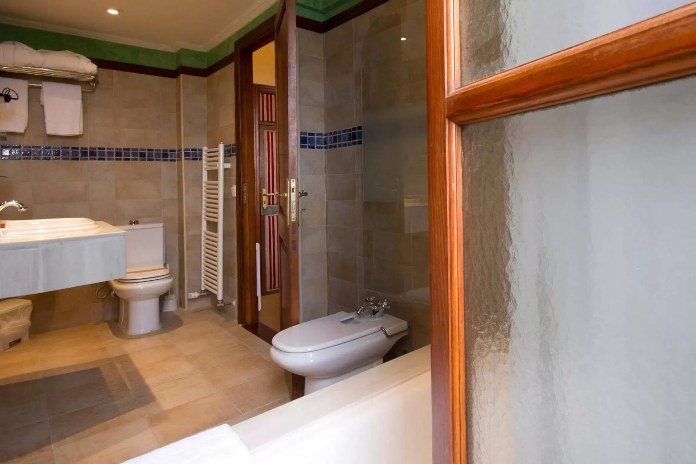 Toilet, Bathroom in Monnaber Nou Finca Hotel & Spa