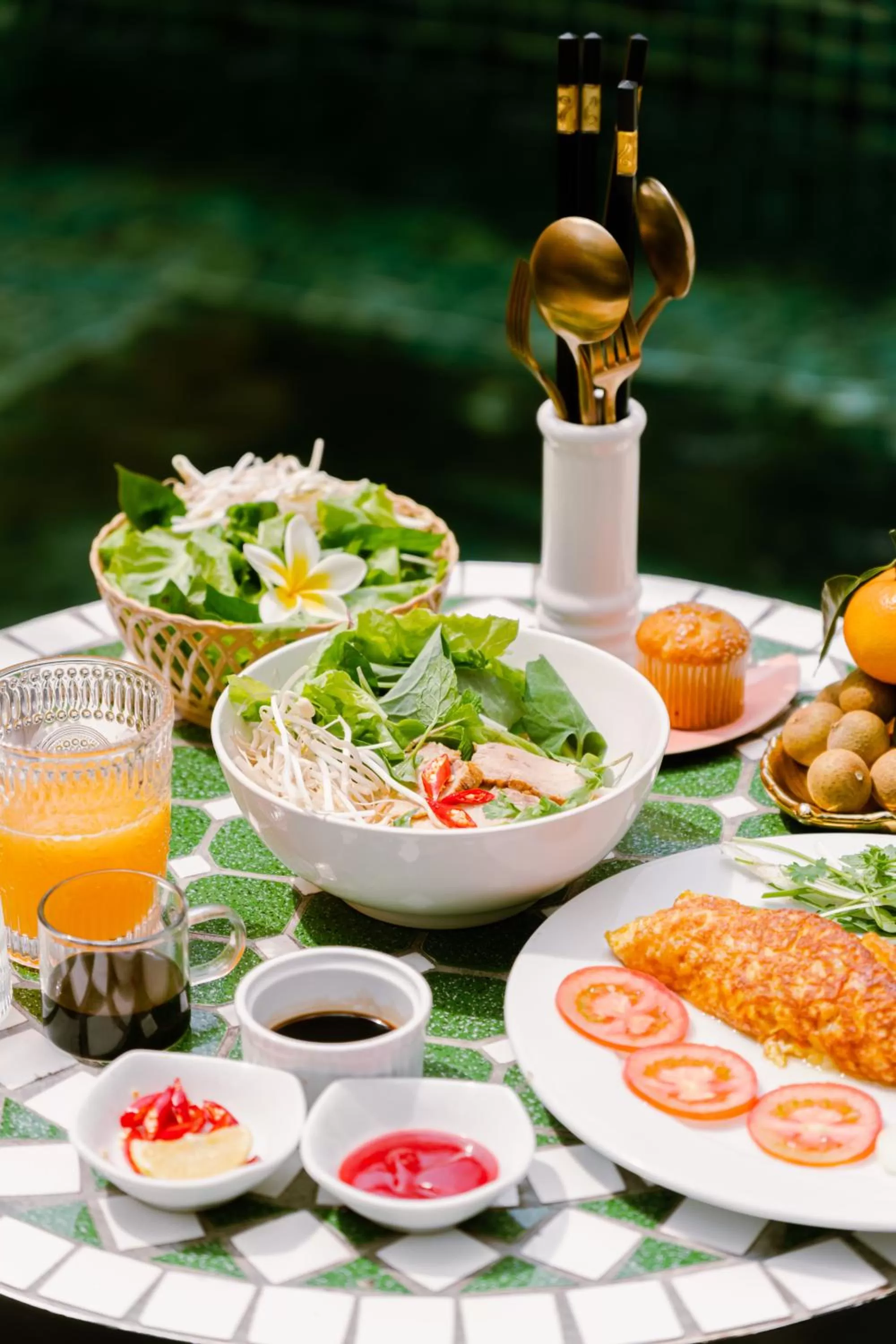 Food and drinks in Alsahar Hoi An Boutique Villa