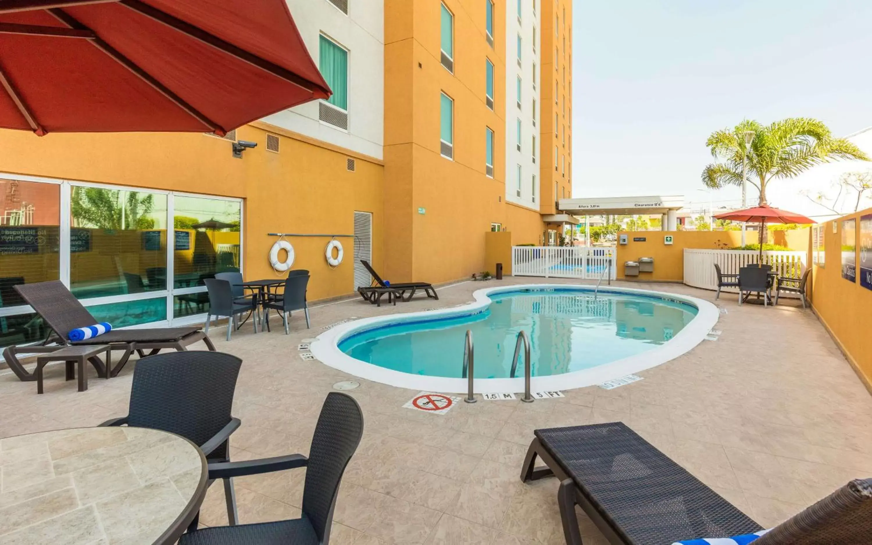 Pool view, Swimming Pool in Hampton by Hilton Queretaro Tecnologico