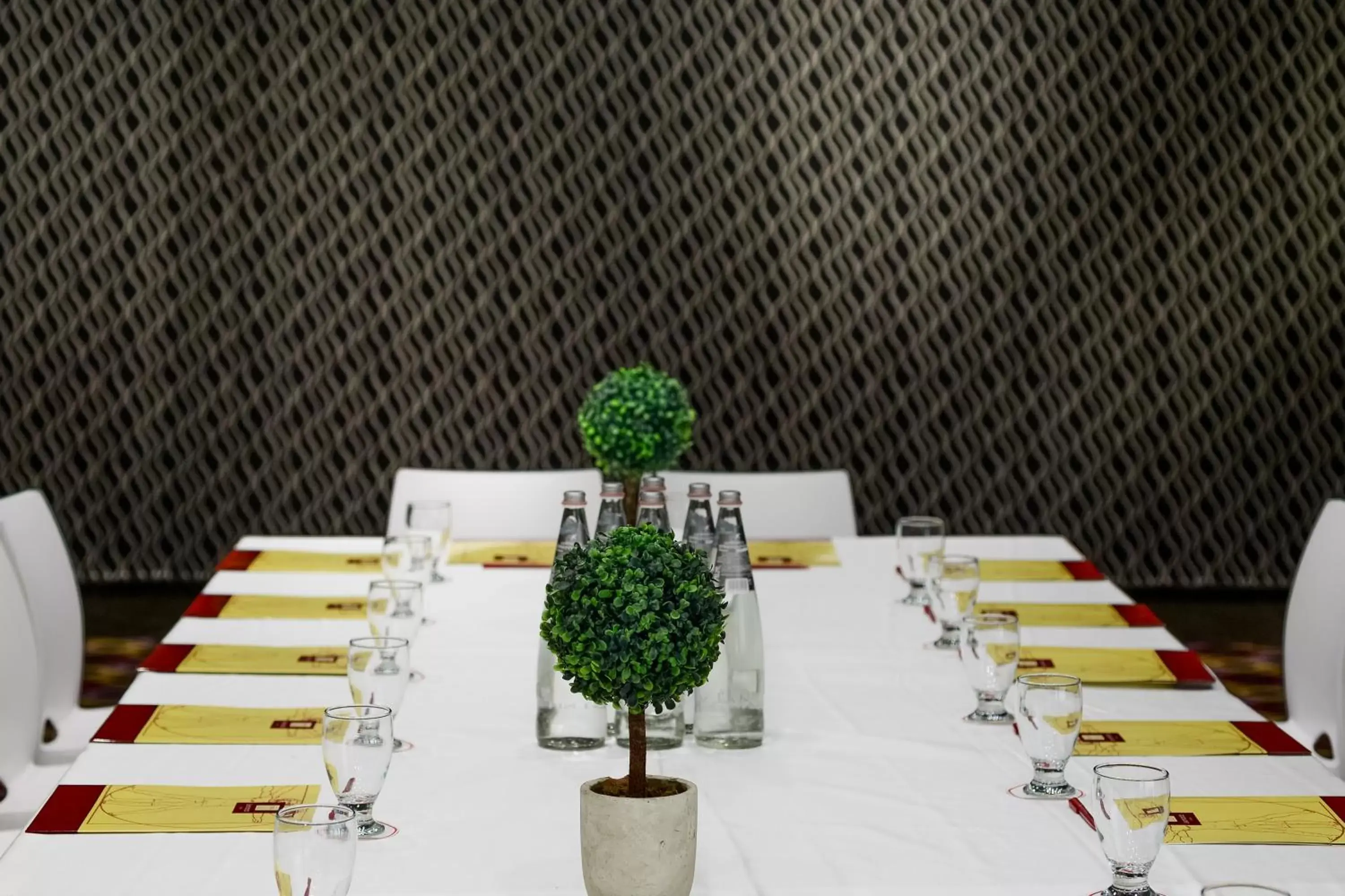 Business facilities in Leonardo Hotel Negev