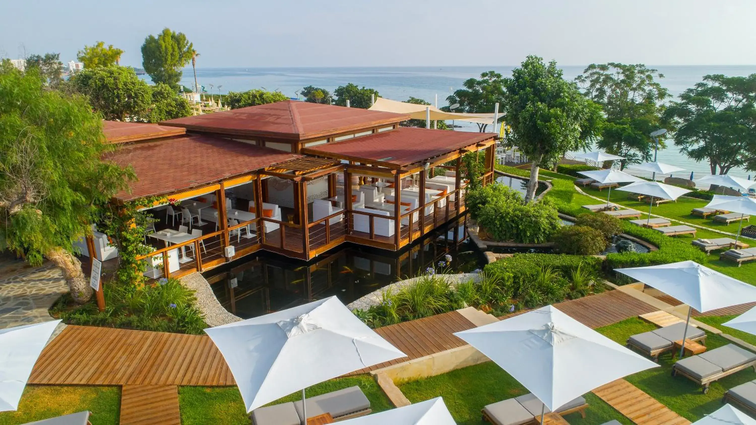 Restaurant/places to eat, Bird's-eye View in Capo Bay Hotel