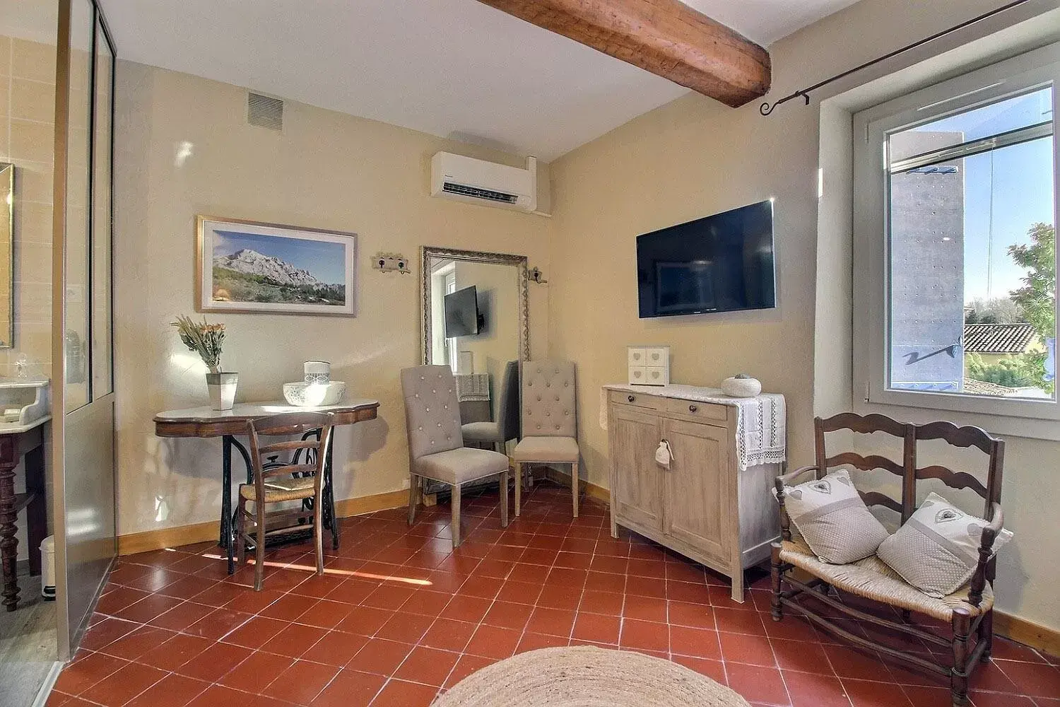 Bedroom, Seating Area in LE MAS COTHY en Provence