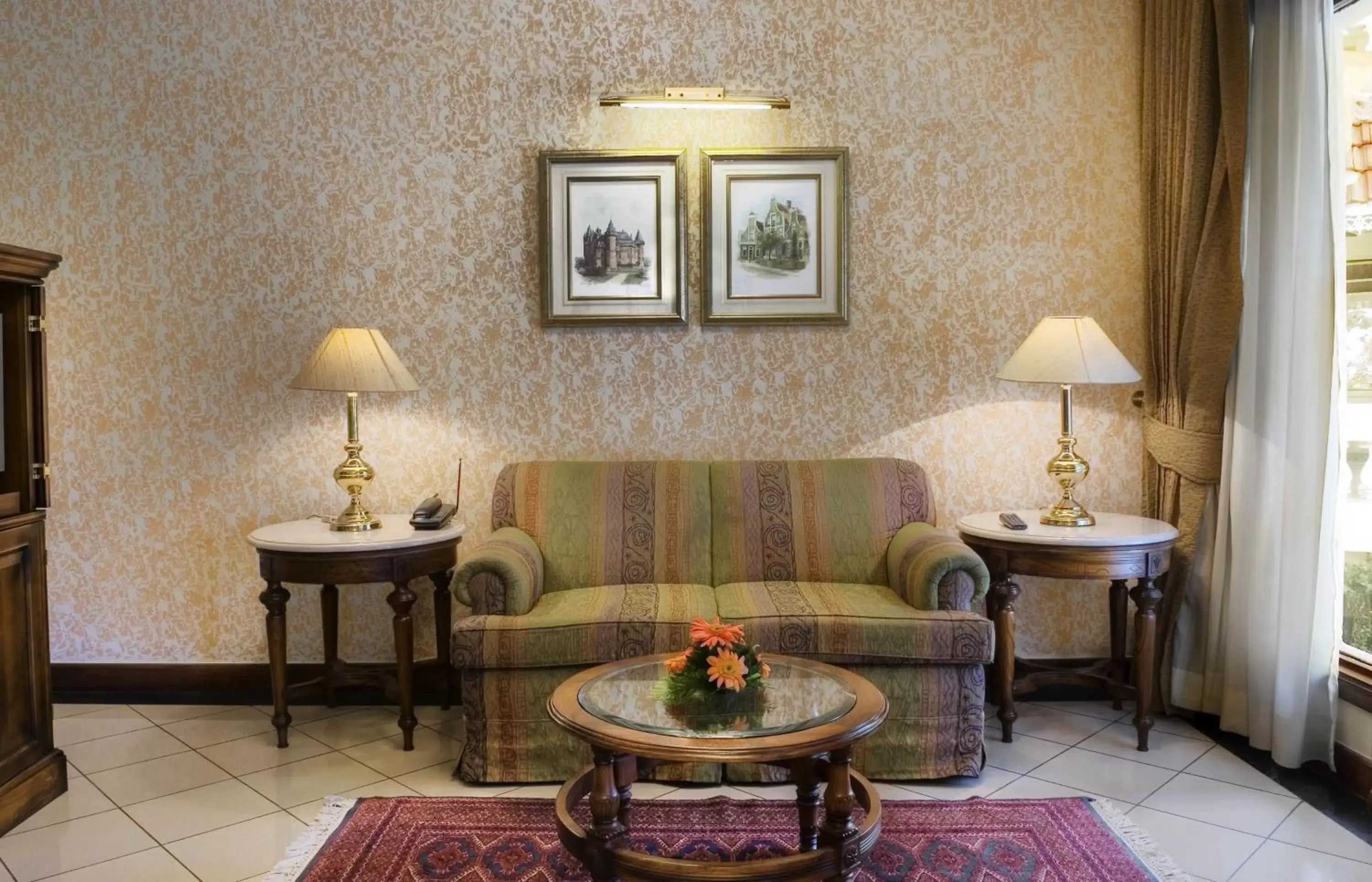 Seating Area in Mayfair Lagoon Hotel