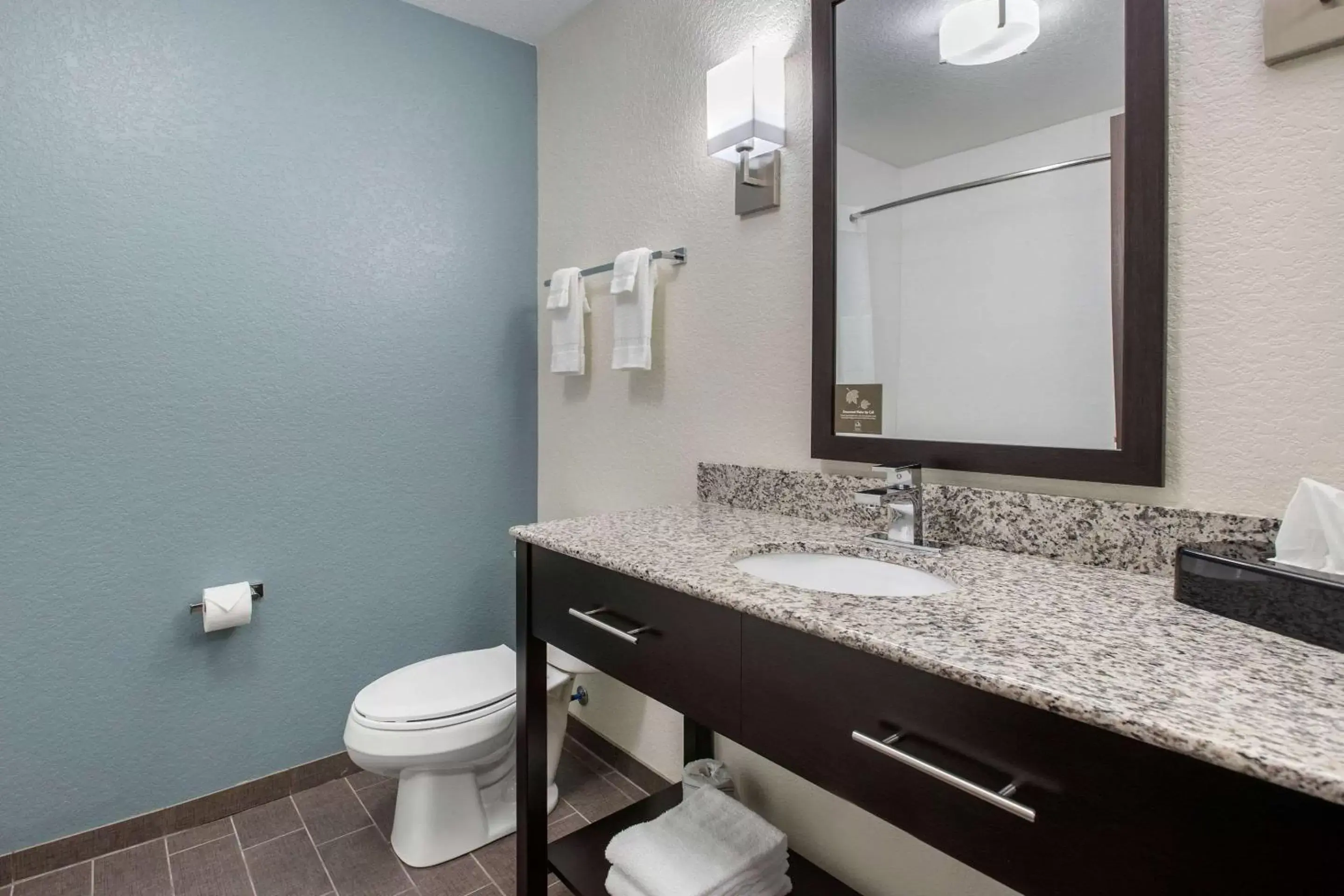 Photo of the whole room, Bathroom in Sleep Inn & Suites Ankeny - Des Moines