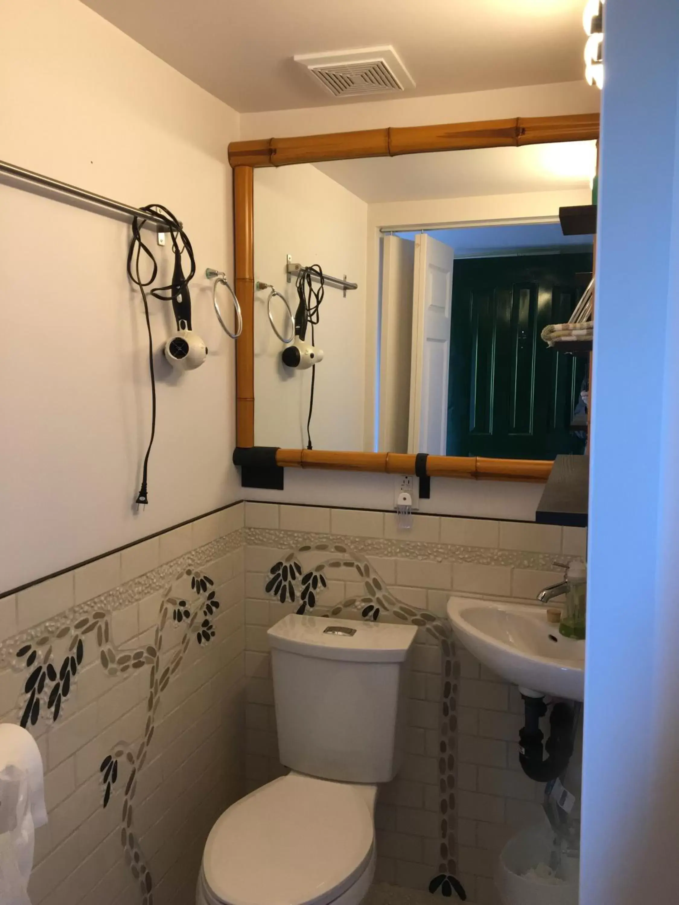 Bathroom in Madeira Park Oceanview Suites