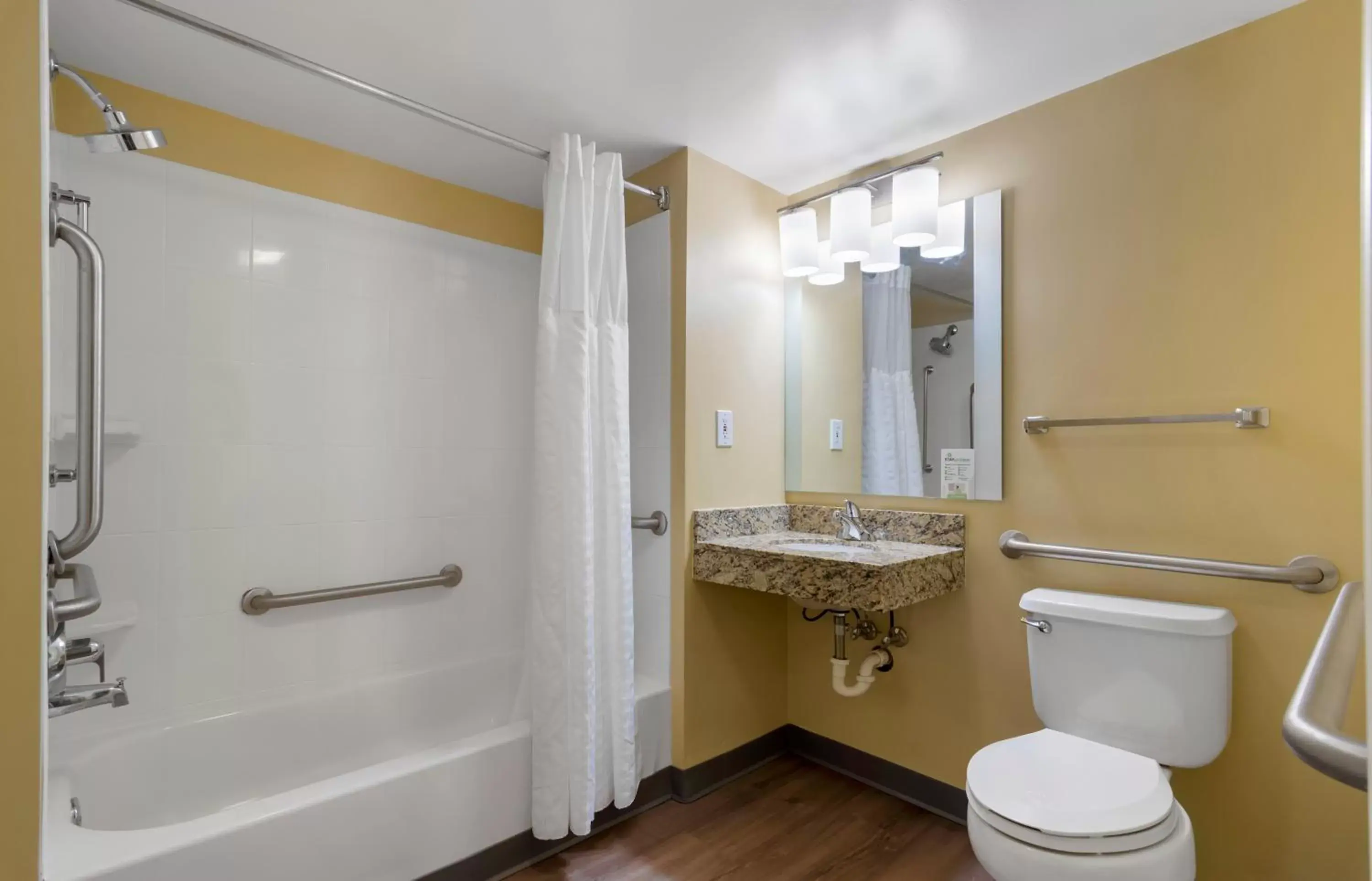 Bathroom in Extended Stay America Suites - Atlanta - Norcross