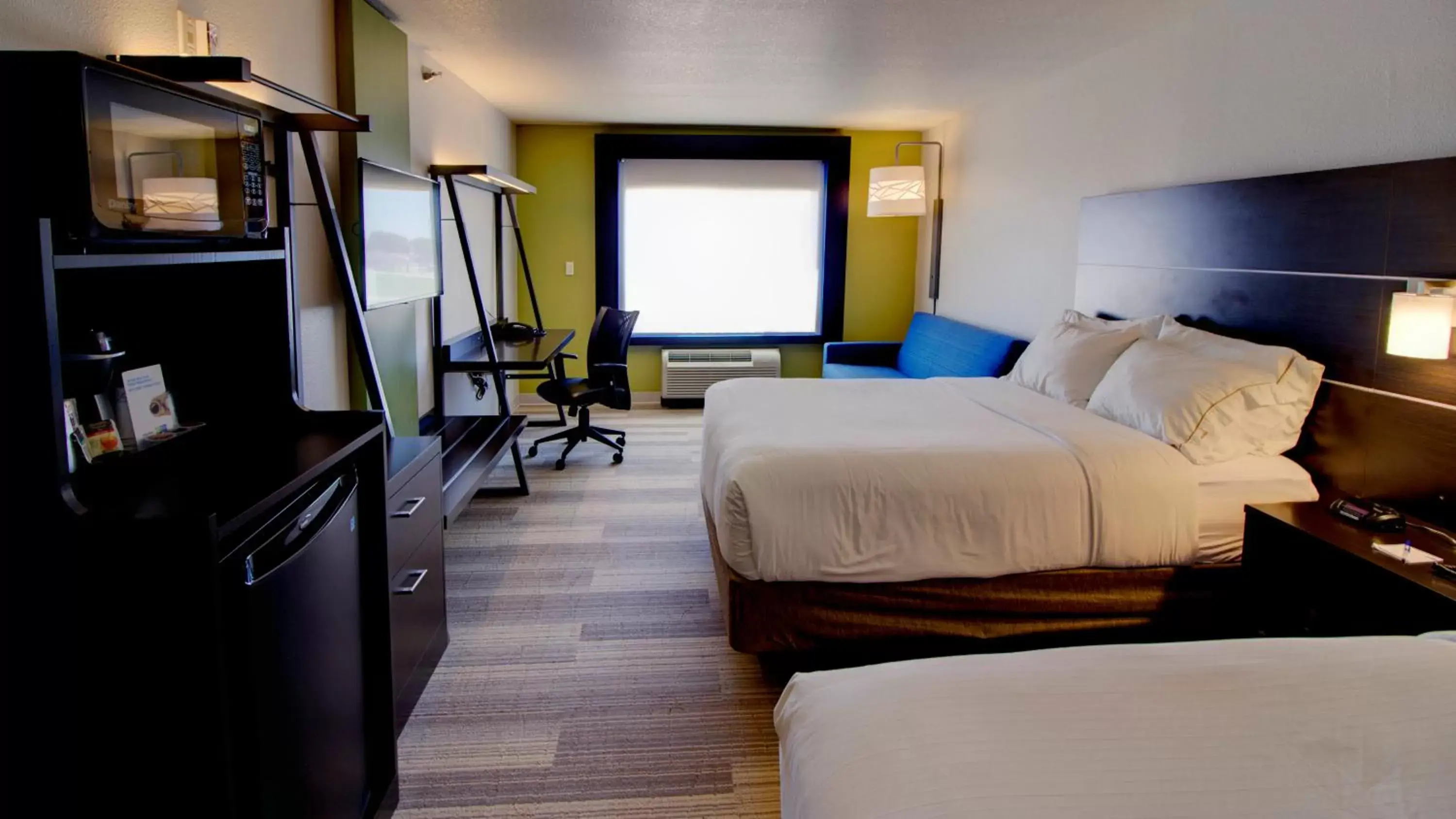 Queen Room with Two Queen Beds - Disability Access in Holiday Inn Express & Suites Sioux Center, an IHG Hotel Queen Room with Two Queen Beds - Disability Access in Holiday Inn Express & Suites Sioux Center, an IHG Hotel