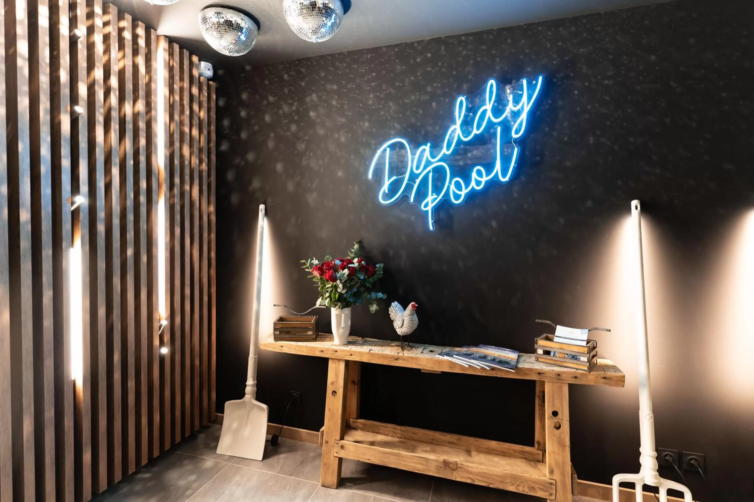 Decorative detail in Hôtel Le Cristal Lodge - TERRESENS