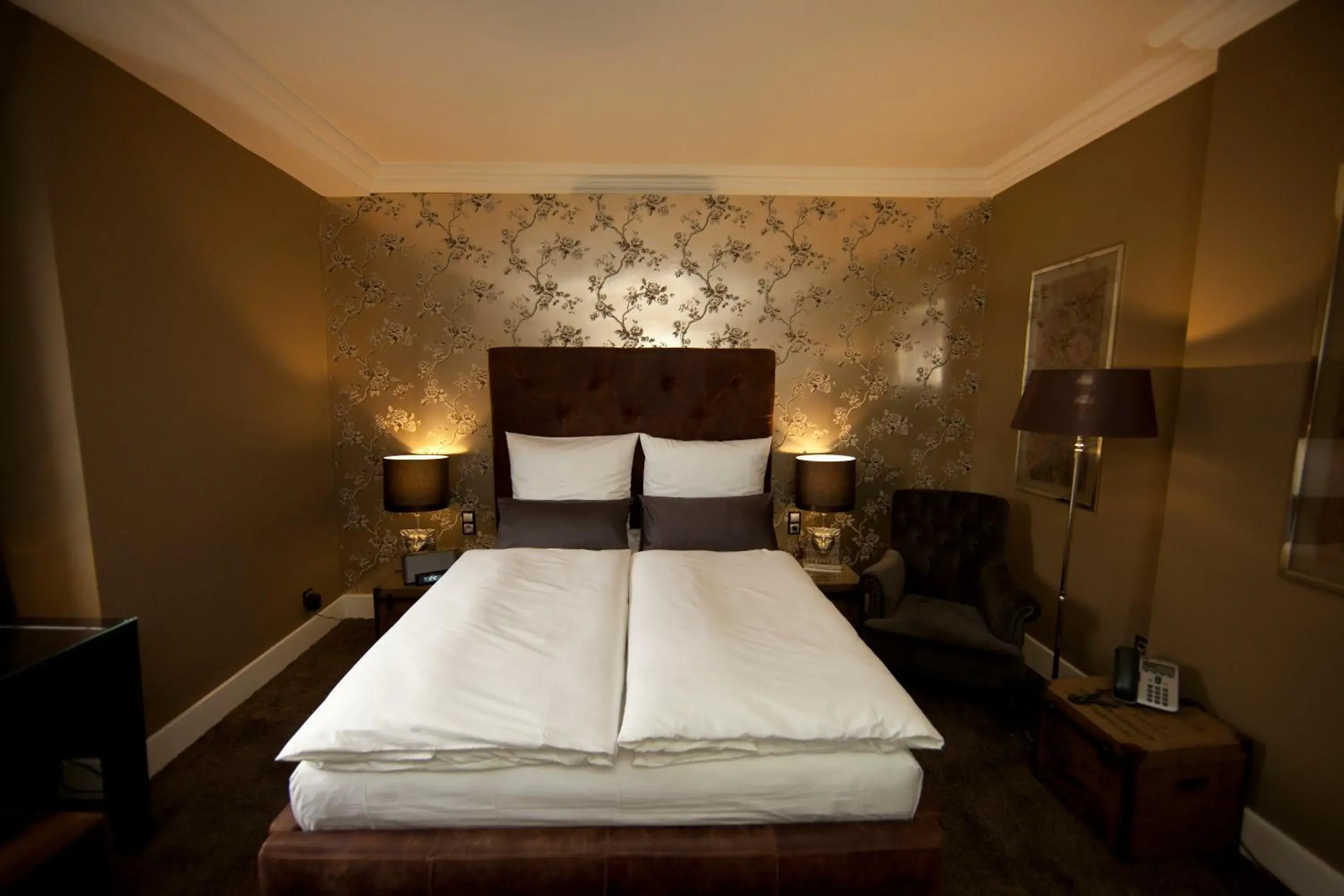 Photo of the whole room, Bed in Boutique-Hotel GEORGES