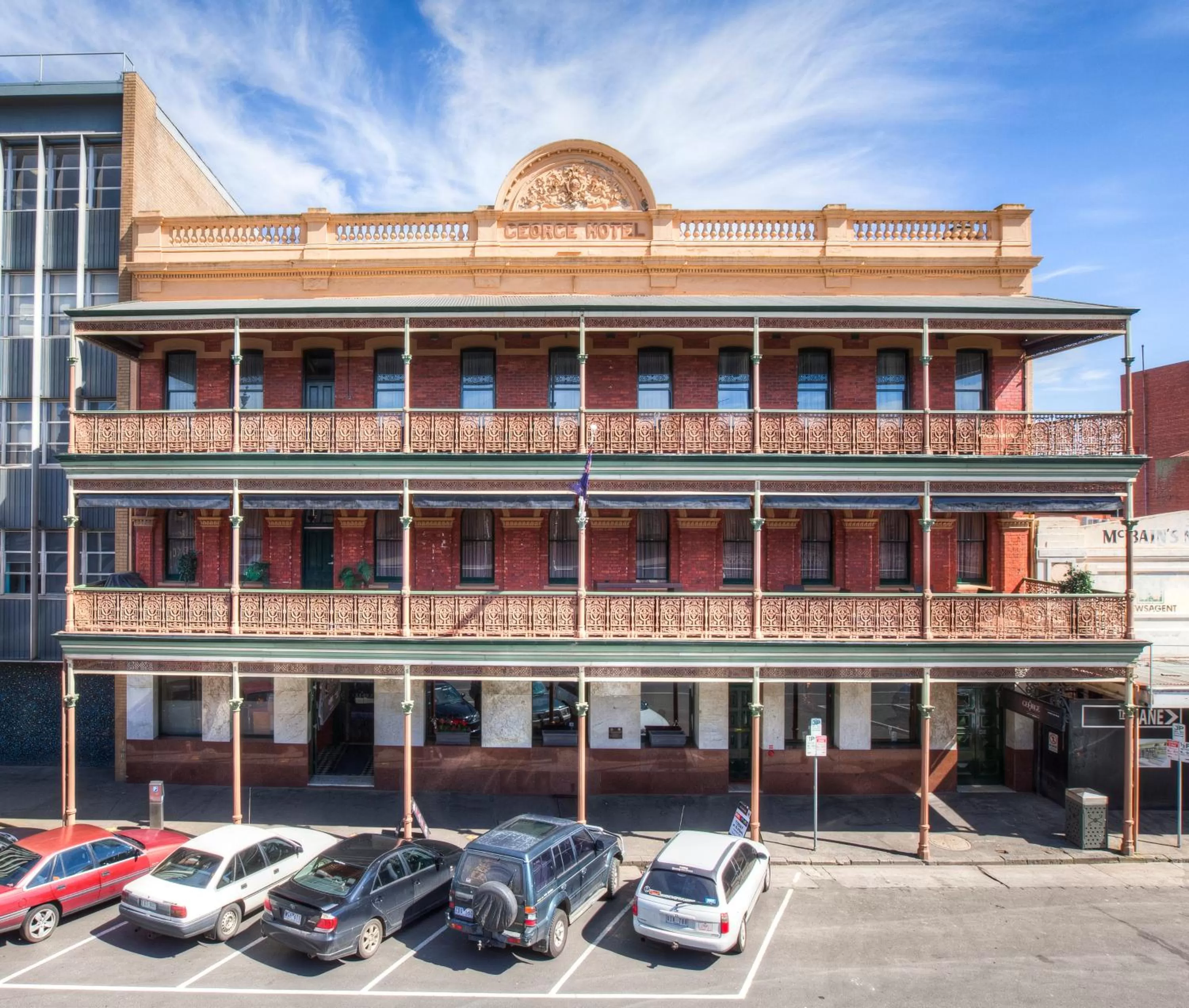 Facade/entrance in Quality Inn The George Hotel Ballarat