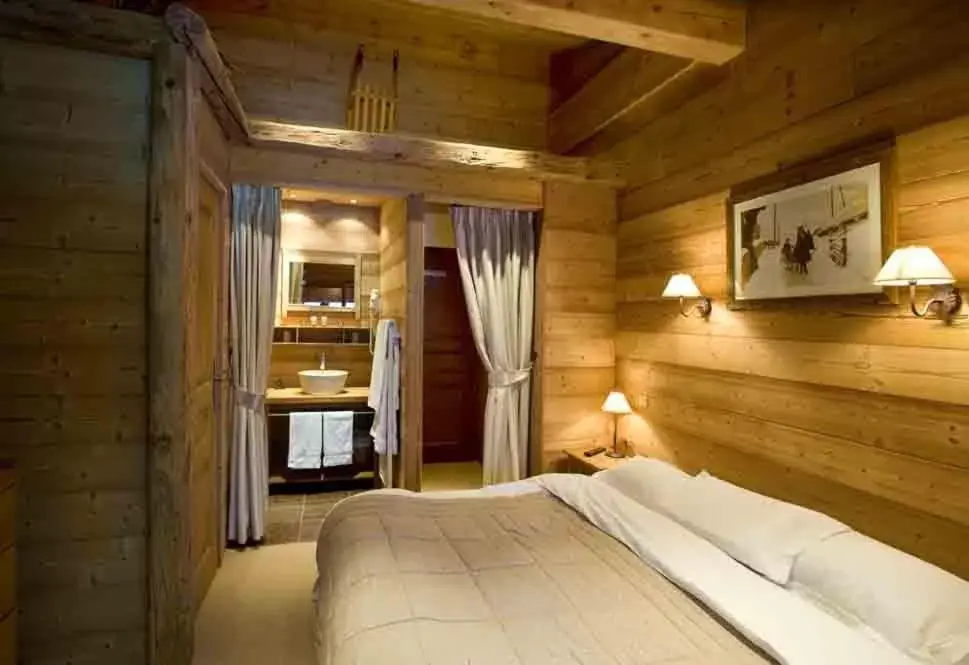 Bed in Hôtel Chalet Alpage