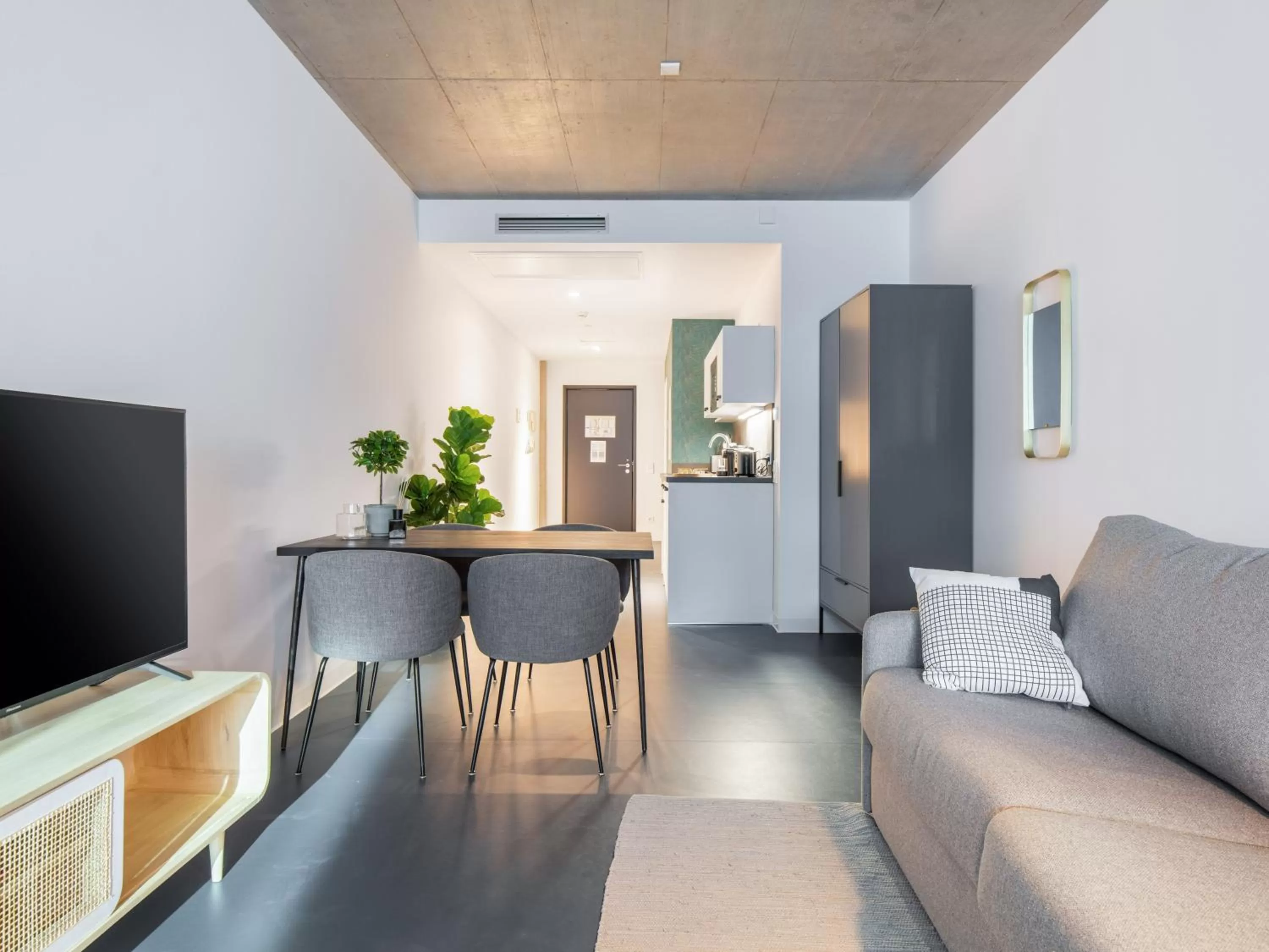 Seating area in Limehome Erfurt Maximilian Welsch Str