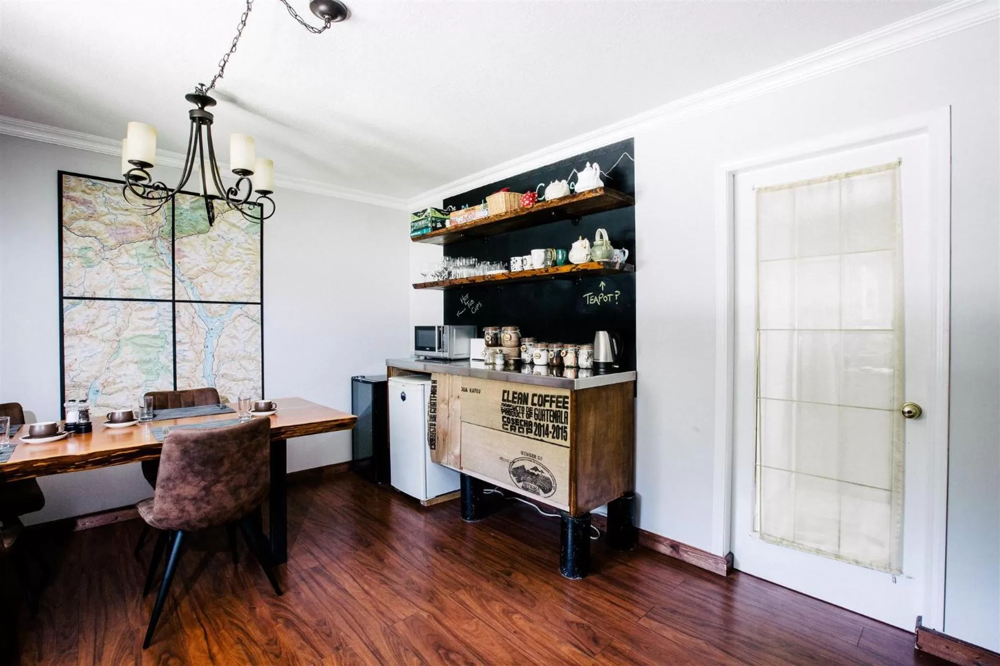 Coffee/tea facilities in Alpenrose Revelstoke Bed & Breakfast