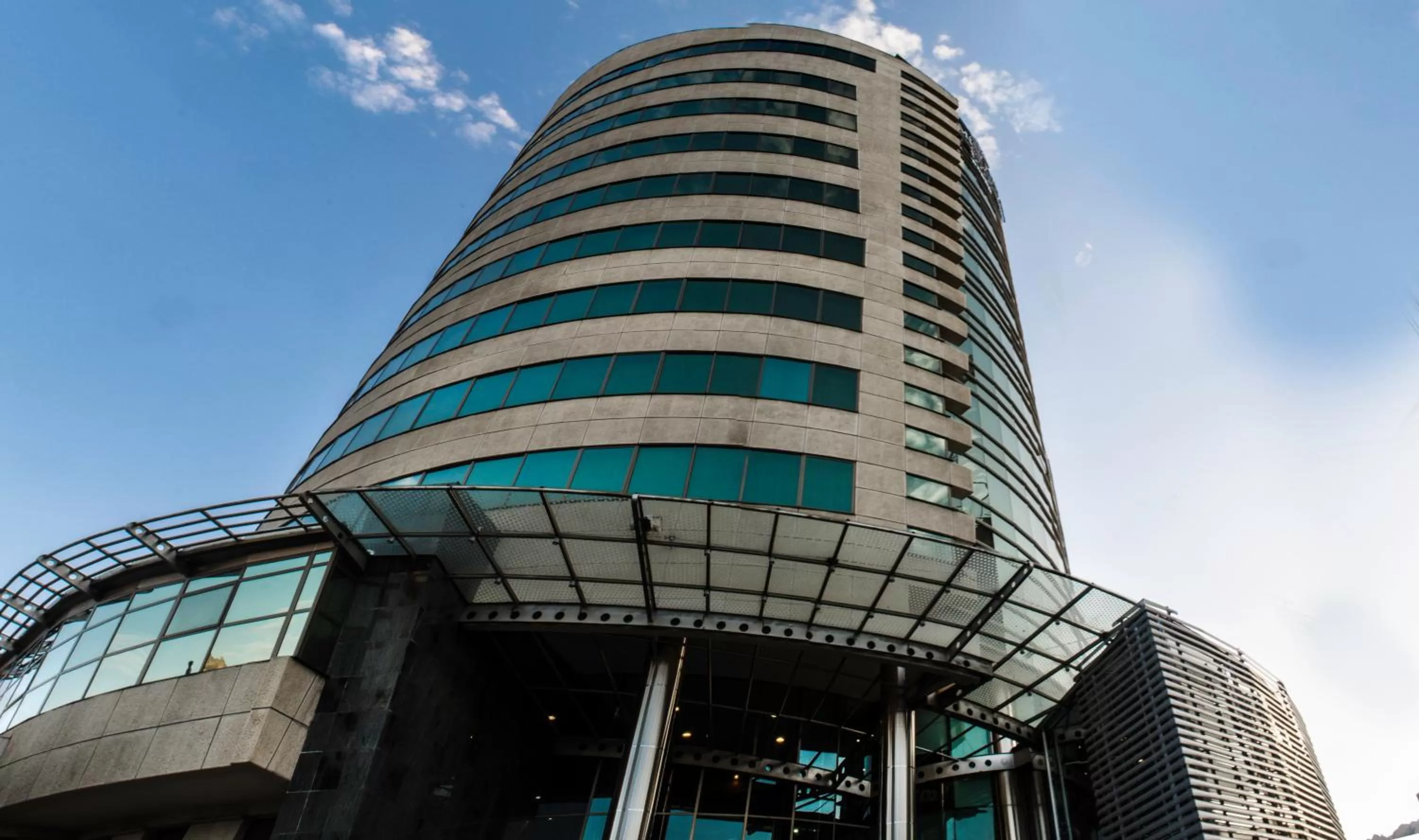 Property building in Suites Camino Real